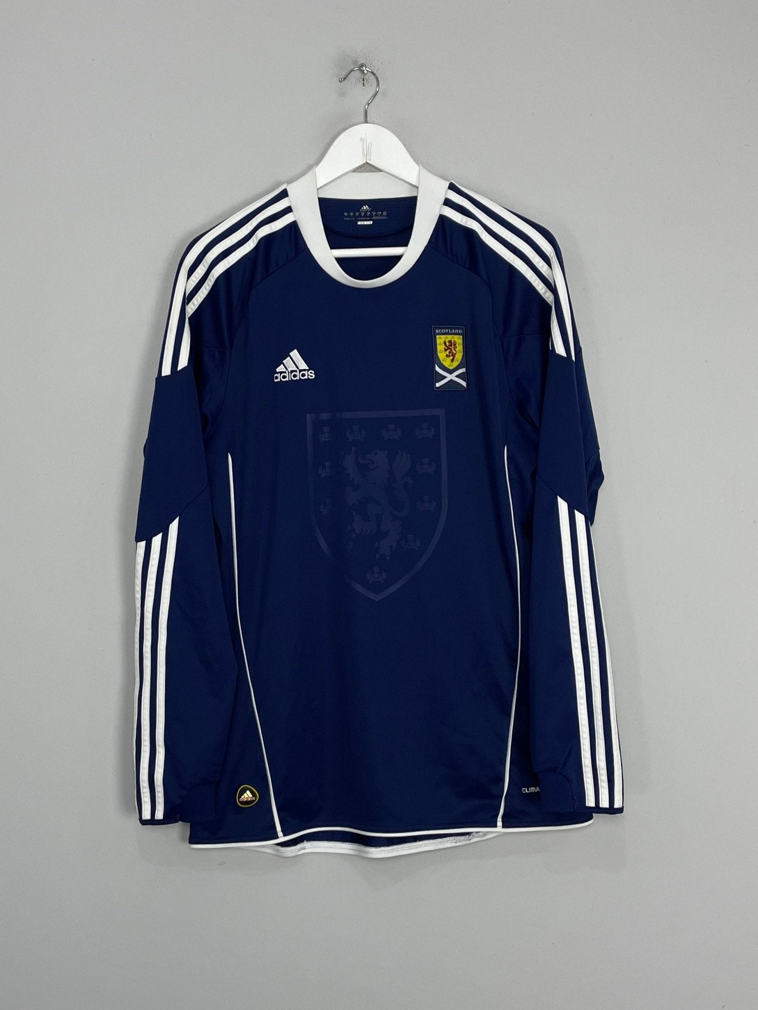 Shop 2010/11 SCOTLAND L/S HOME SHIRT (M) ADIDAS, classic football shirts, vintage football shirts & retro soccer jerseys at Cult Kits