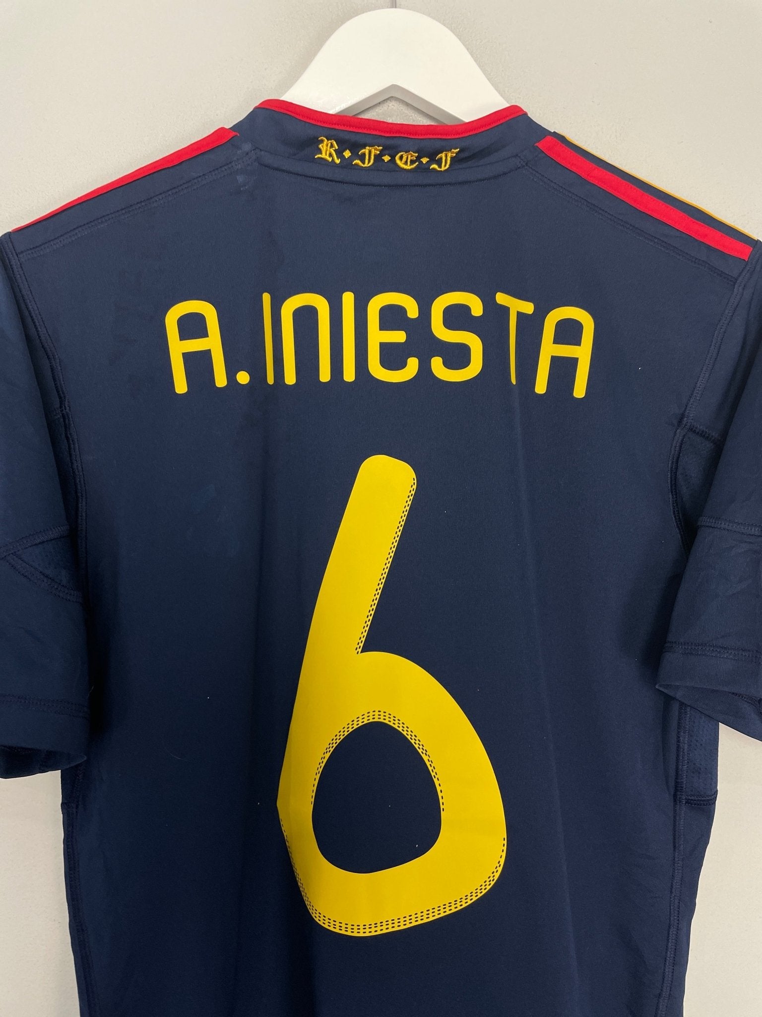 Shop 2010/11 SPAIN A.INIESTA #6 AWAY SHIRT (S) ADIDAS, classic football shirts, vintage football shirts & retro soccer jerseys at Cult Kits