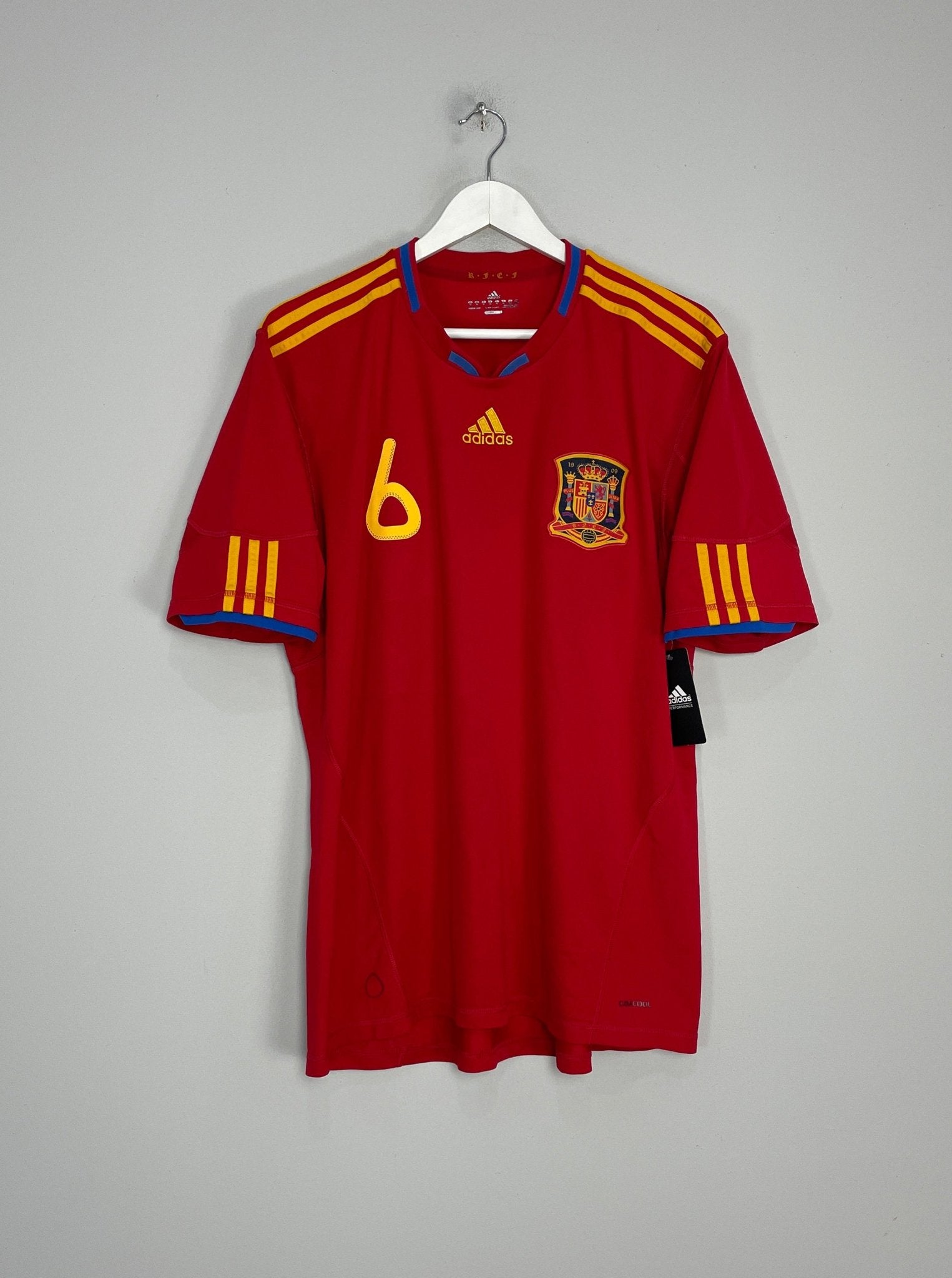 Shop 2010/11 SPAIN A.INIESTA #6 *BNWT* HOME SHIRT (XL) ADIDAS, classic football shirts, vintage football shirts & retro soccer jerseys at Cult Kits