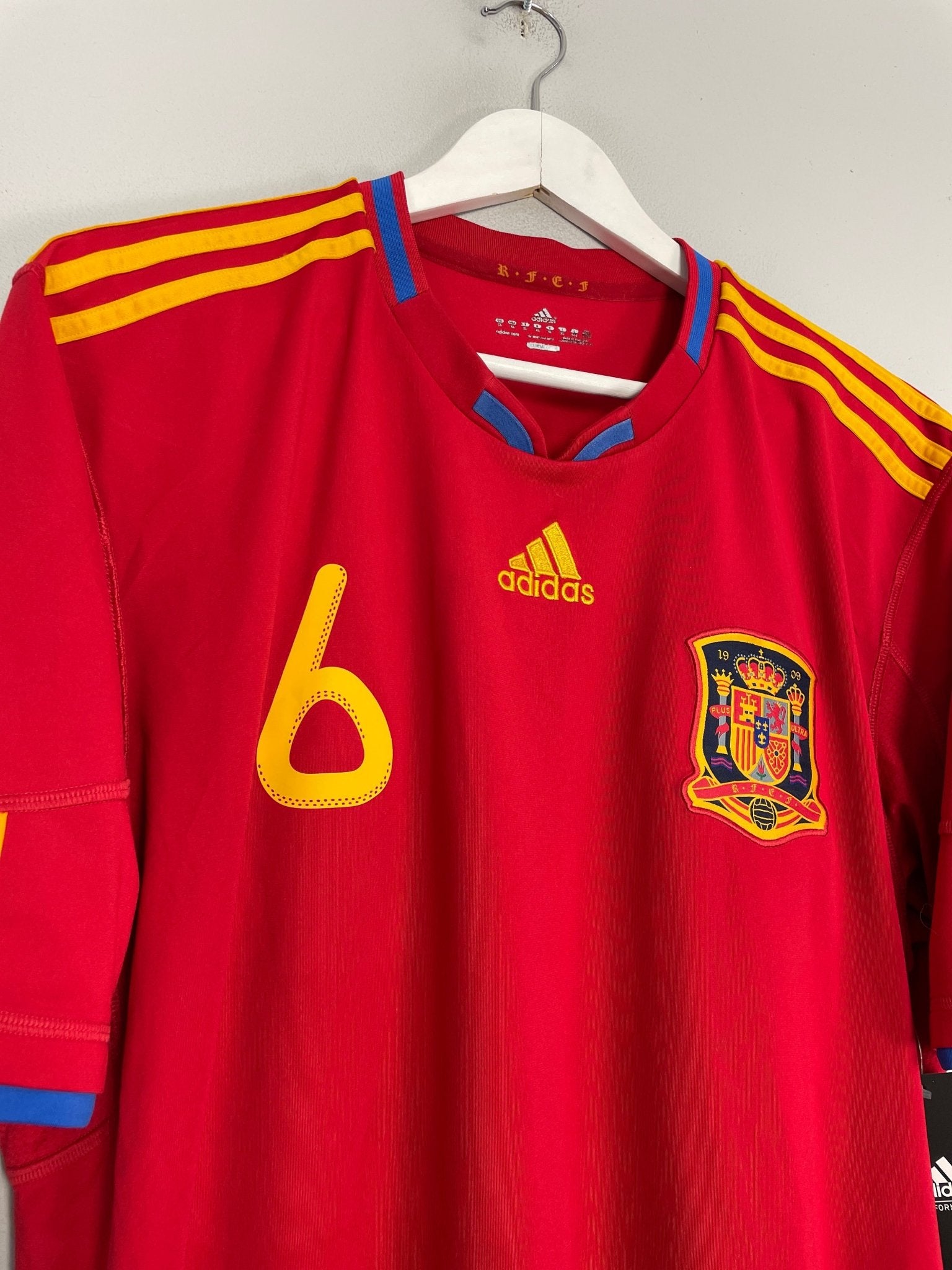 Shop 2010/11 SPAIN A.INIESTA #6 *BNWT* HOME SHIRT (XL) ADIDAS, classic football shirts, vintage football shirts & retro soccer jerseys at Cult Kits
