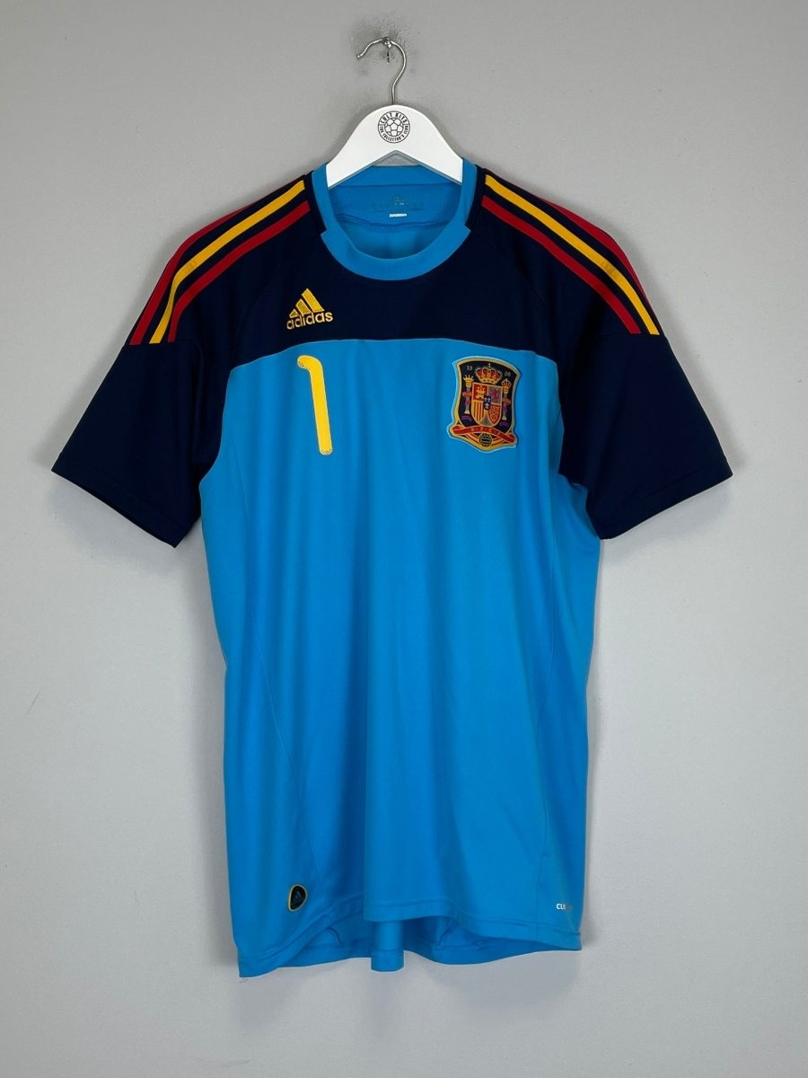 2010/11 SPAIN I.CASILLAS 1 GK SHIRT (M) ADIDAS - Cult Kits - Medium - Buy Vintage Football Shirts, Authentic Retro Football Shirts For Sale, Classic Football Shirts & Soccer Jersey