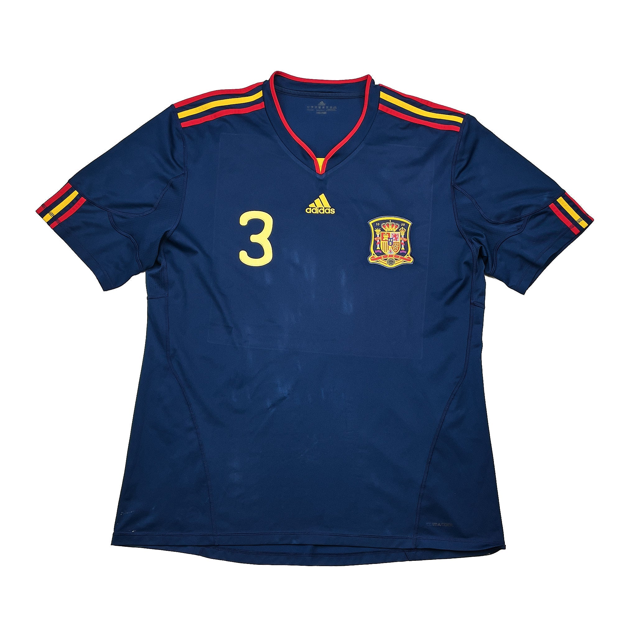 Buy 2010/11 Spain Pique 3 Away Shirt (XXL) Adidas ~ Free worldwide shipping ~ Authentic Vintage Football Shirts from Cult Kits