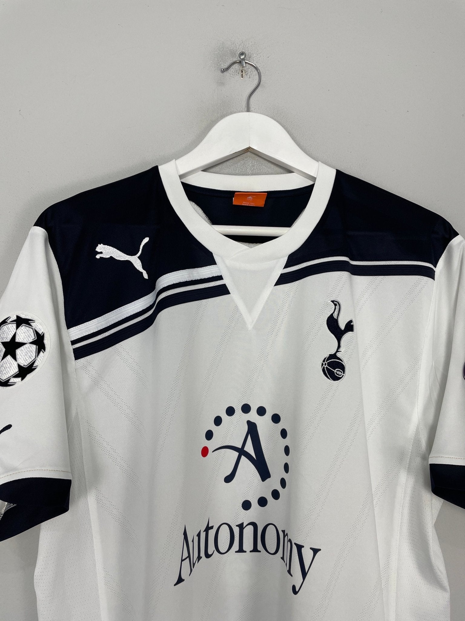 Shop 2010/11 TOTTENHAM BALE #3 C/L HOME SHIRT (L) PUMA, classic football shirts, vintage football shirts & retro soccer jerseys at Cult Kits
