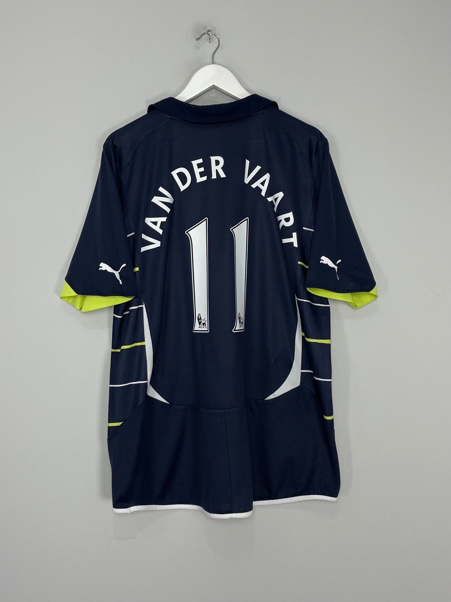 Shop 2010/11 TOTTENHAM VAN DER VAART #11 AWAY SHIRT (L) PUMA, classic football shirts, vintage football shirts & retro soccer jerseys at Cult Kits