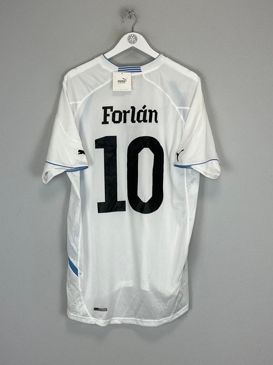 2010/11 URUGUAY FORLAN 10 *BNWT* AWAY SHIRT (XL) PUMA - Cult Kits - XL - Buy Vintage Football Shirts, Authentic Retro Football Shirts For Sale, Classic Football Shirts & Soccer Jersey