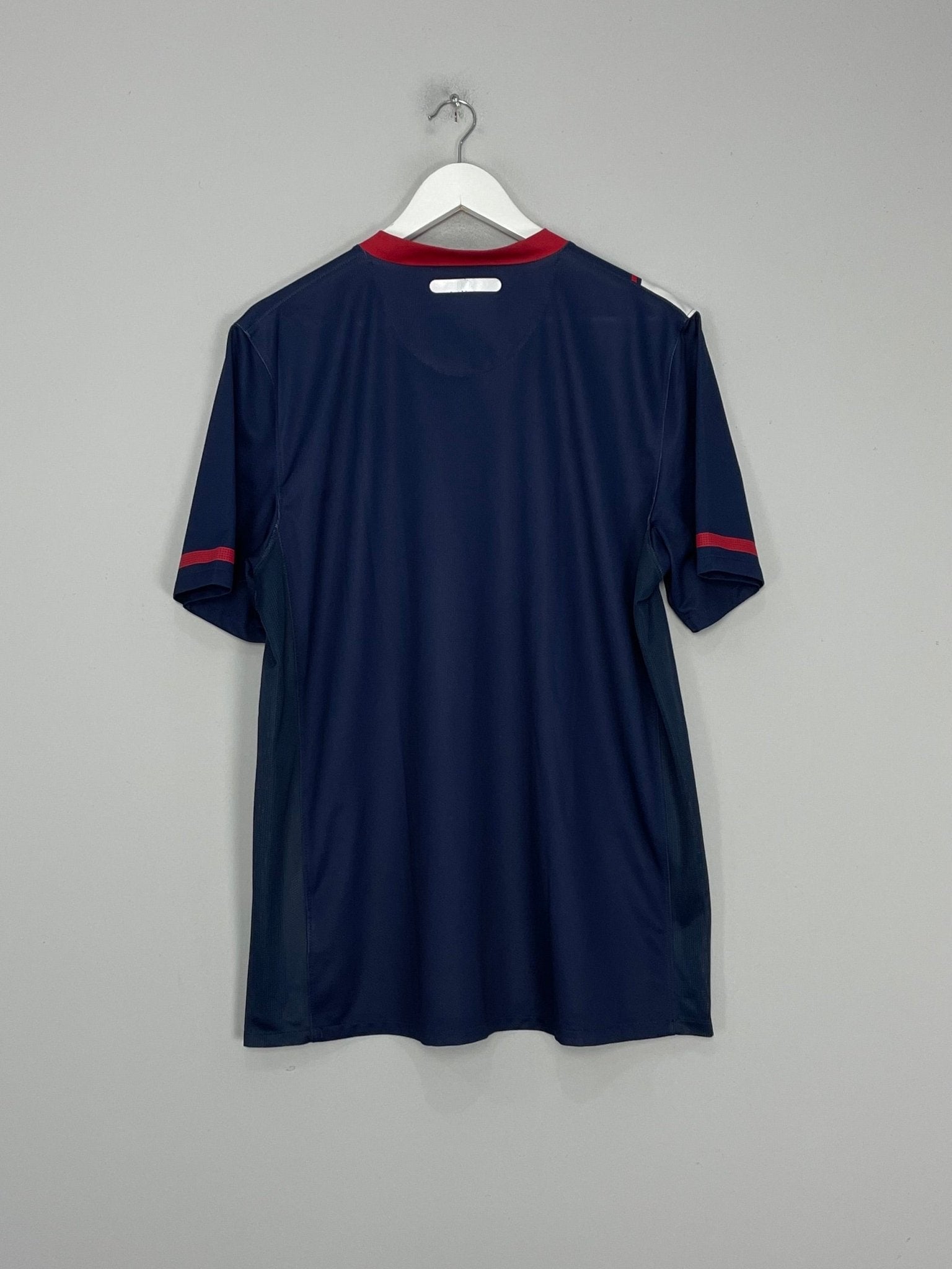 Shop 2010/11 USA AWAY SHIRT (L) NIKE, classic football shirts, vintage football shirts & retro soccer jerseys at Cult Kits
