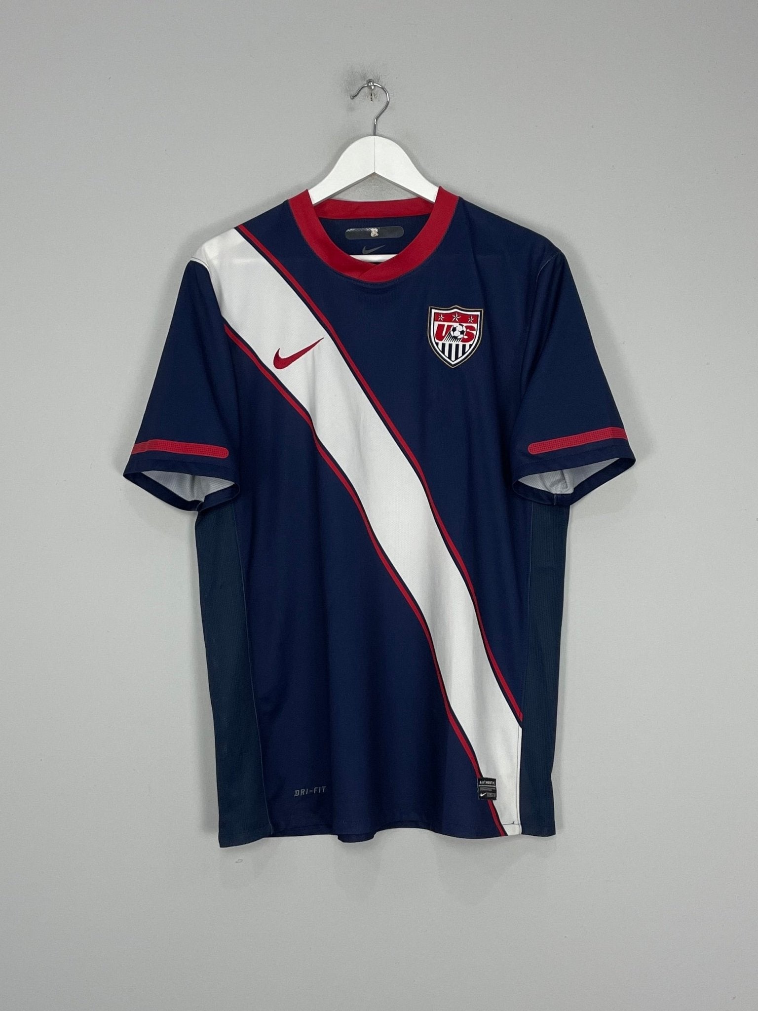 Shop 2010/11 USA AWAY SHIRT (L) NIKE, classic football shirts, vintage football shirts & retro soccer jerseys at Cult Kits