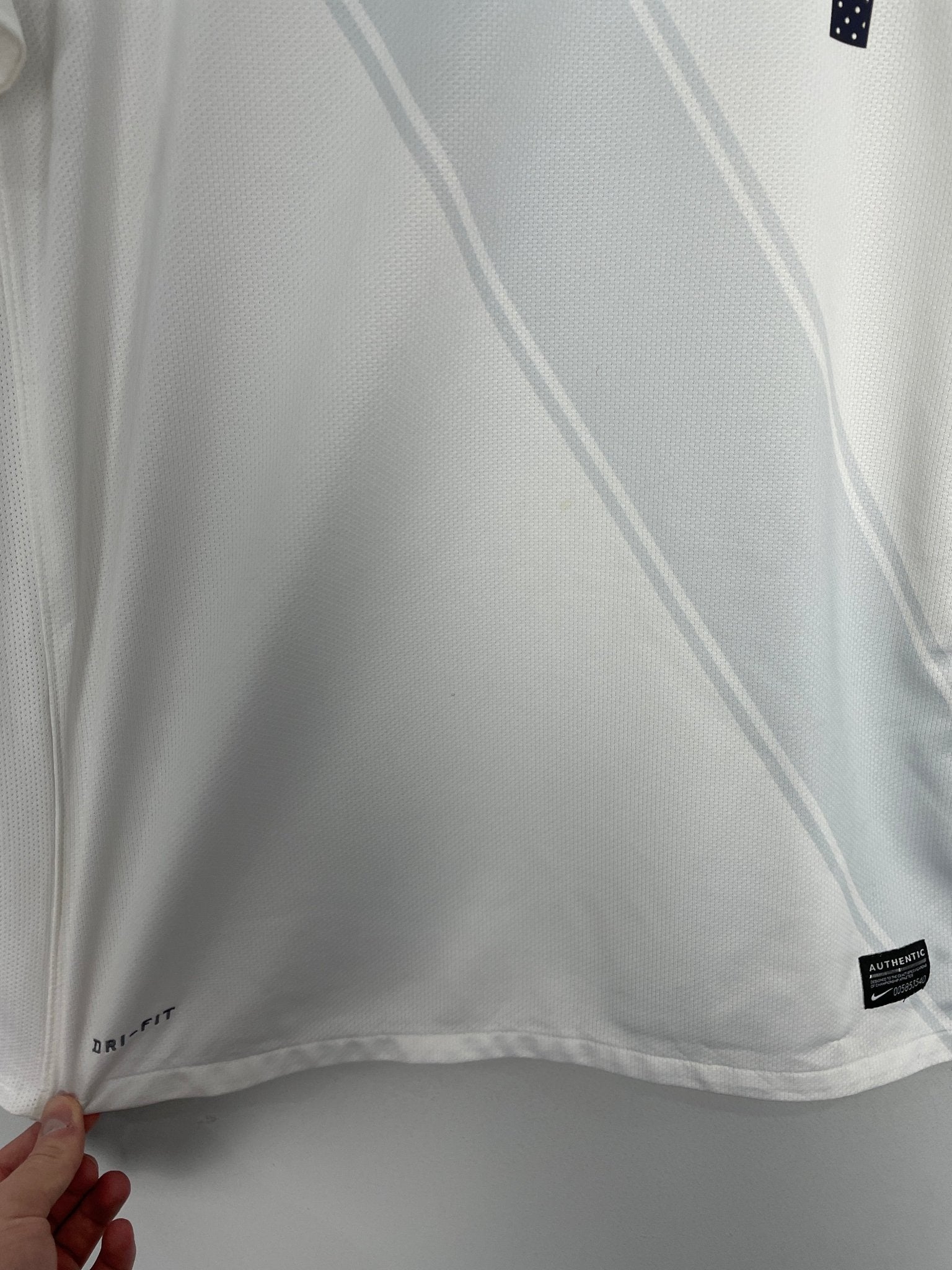 Shop 2010/11 USA BRADLEY #4 HOME SHIRT (L) NIKE, classic football shirts, vintage football shirts & retro soccer jerseys at Cult Kits