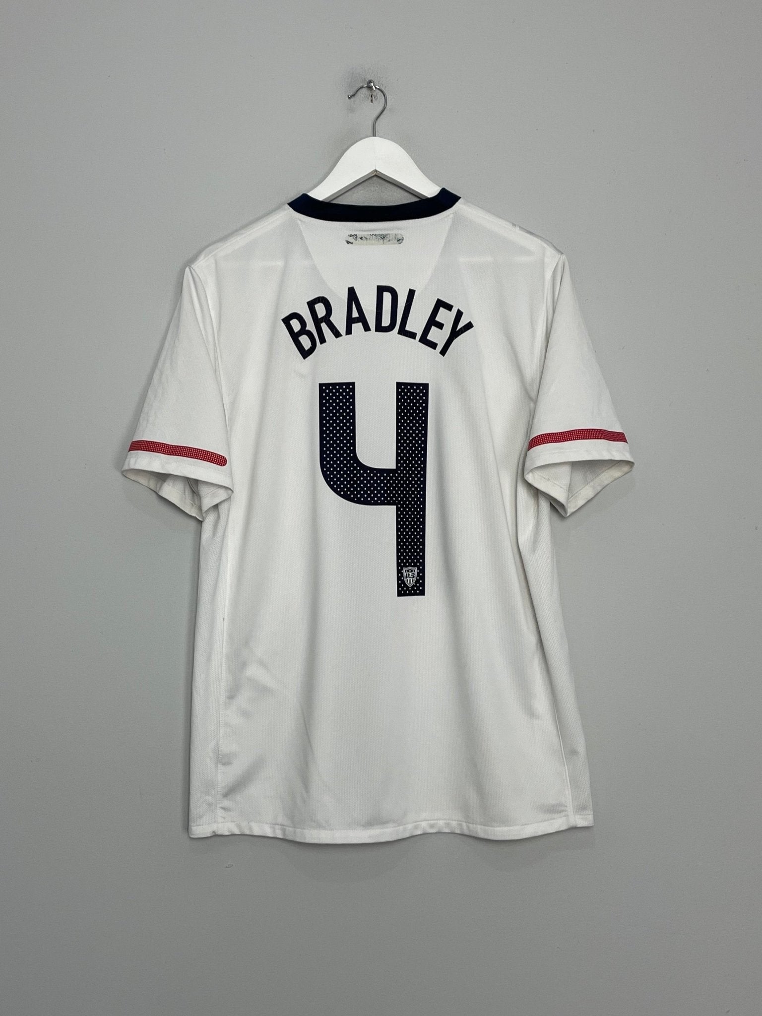 Shop 2010/11 USA BRADLEY #4 HOME SHIRT (L) NIKE, classic football shirts, vintage football shirts & retro soccer jerseys at Cult Kits