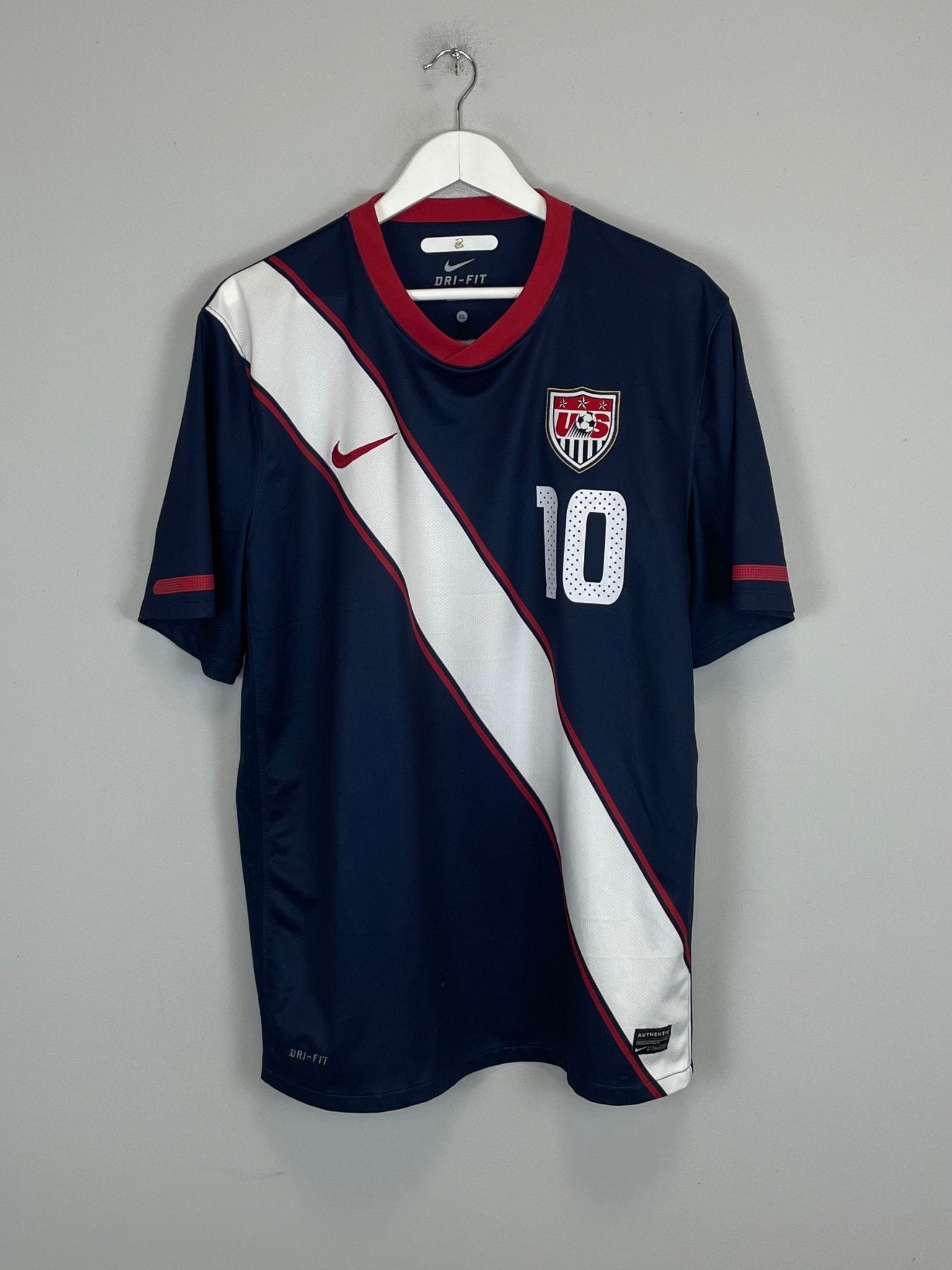 Shop 2010/11 USA DONOVAN #10 AWAY SHIRT (XL) NIKE, classic football shirts, vintage football shirts & retro soccer jerseys at Cult Kits