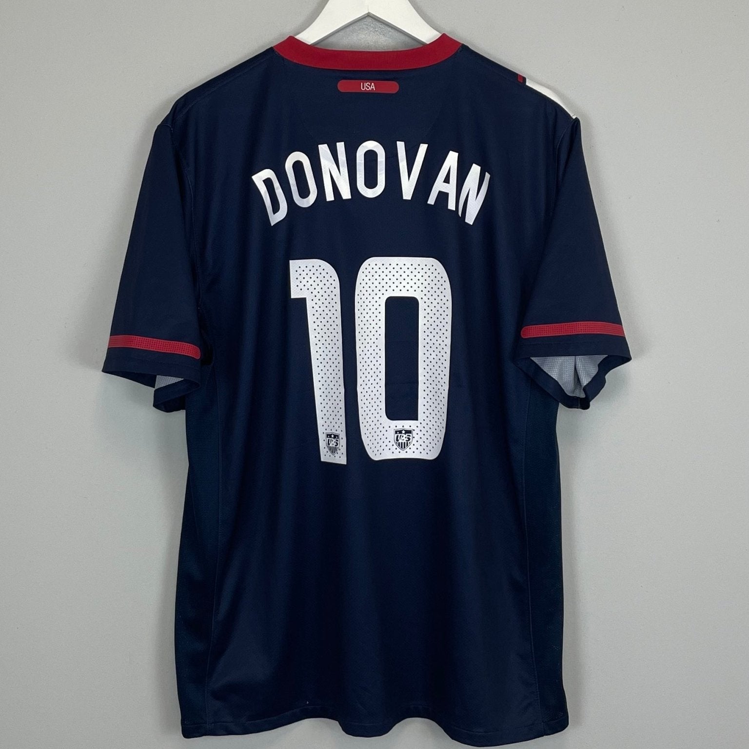 Shop 2010/11 USA DONOVAN #10 AWAY SHIRT (XL) NIKE, classic football shirts, vintage football shirts & retro soccer jerseys at Cult Kits