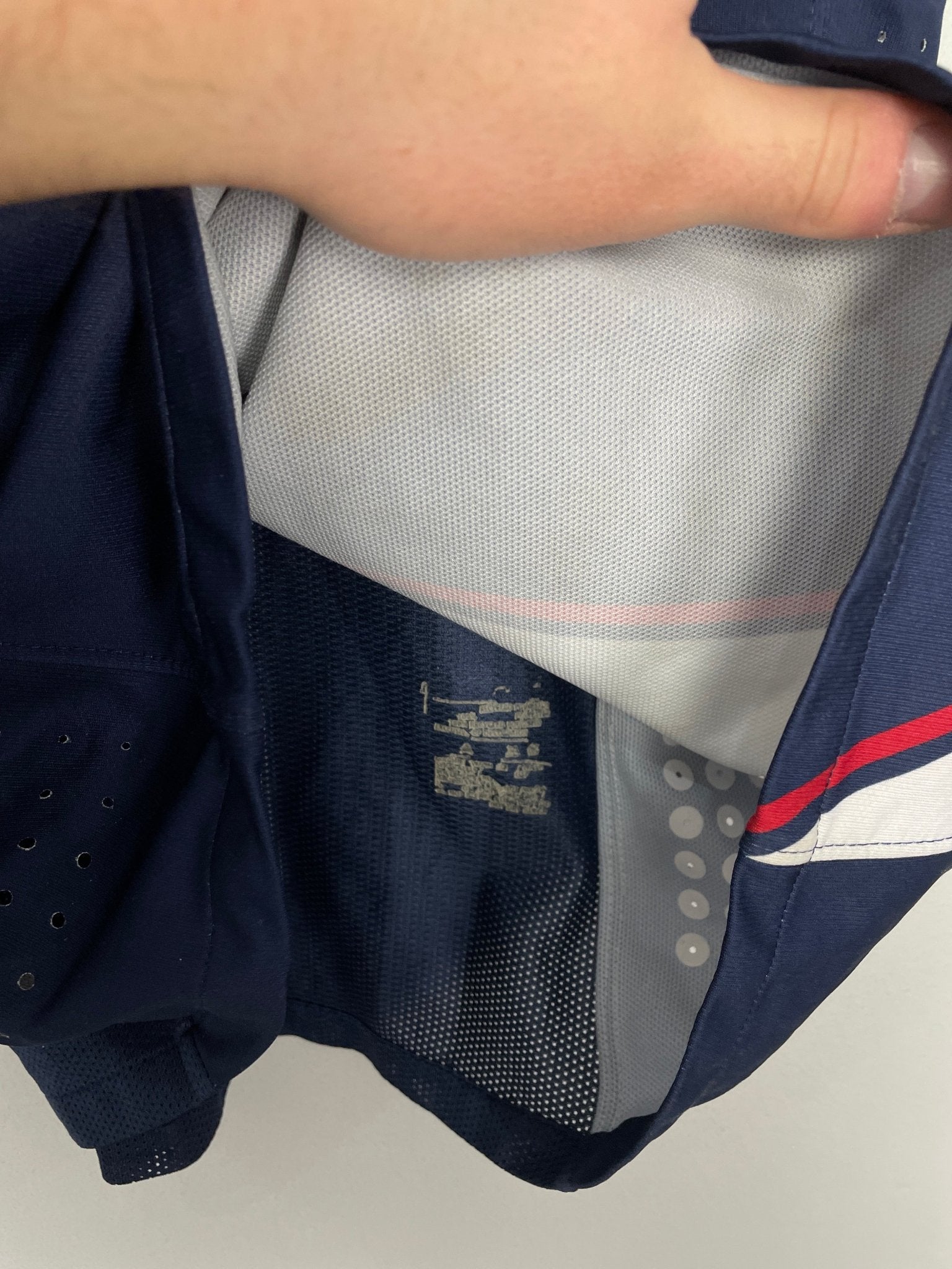 Shop 2010/11 USA *PLAYER ISSUE* AWAY SHIRT (L) NIKE, classic football shirts, vintage football shirts & retro soccer jerseys at Cult Kits