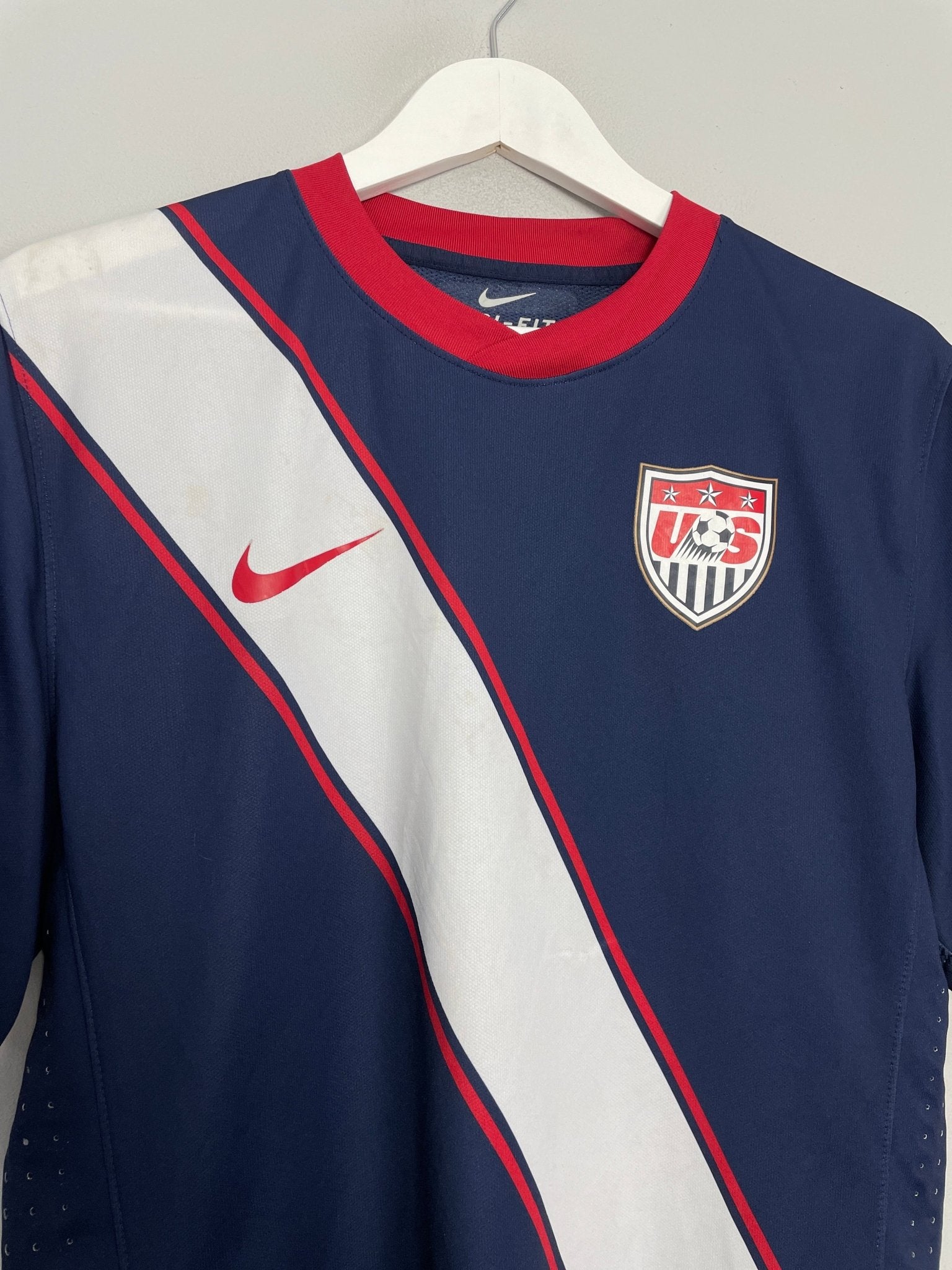 Shop 2010/11 USA *PLAYER ISSUE* AWAY SHIRT (L) NIKE, classic football shirts, vintage football shirts & retro soccer jerseys at Cult Kits