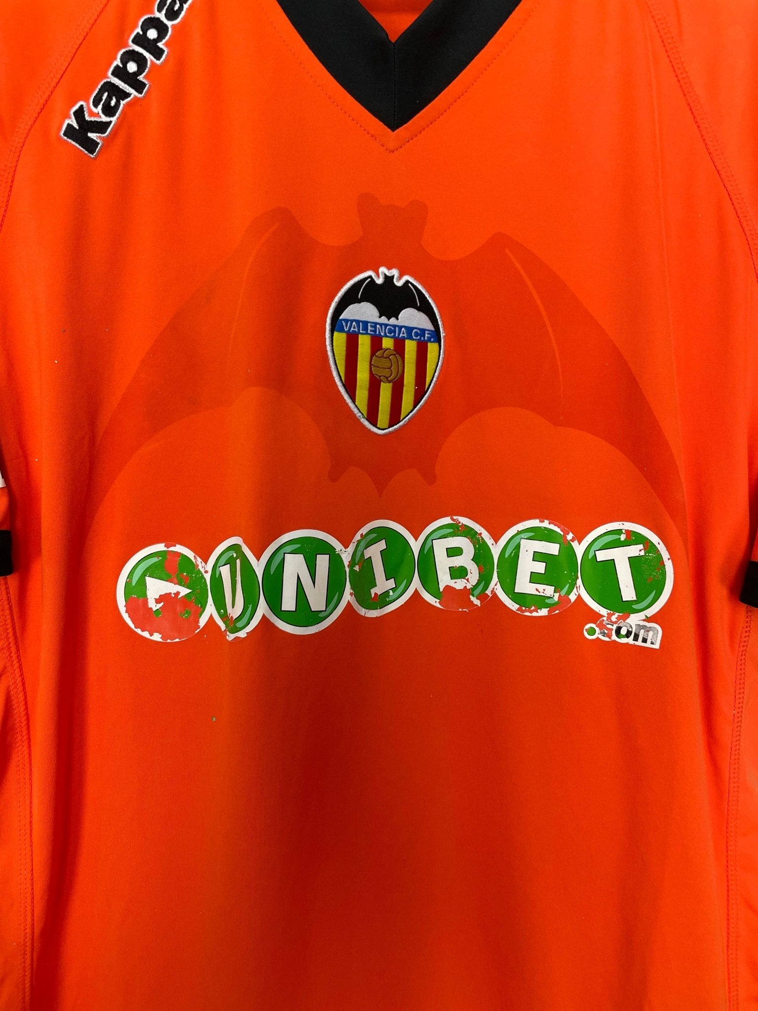 Shop 2010/11 VALENCIA DAVID VILLA #7 AWAY SHIRT (XL) KAPPA, classic football shirts, vintage football shirts & retro soccer jerseys at Cult Kits