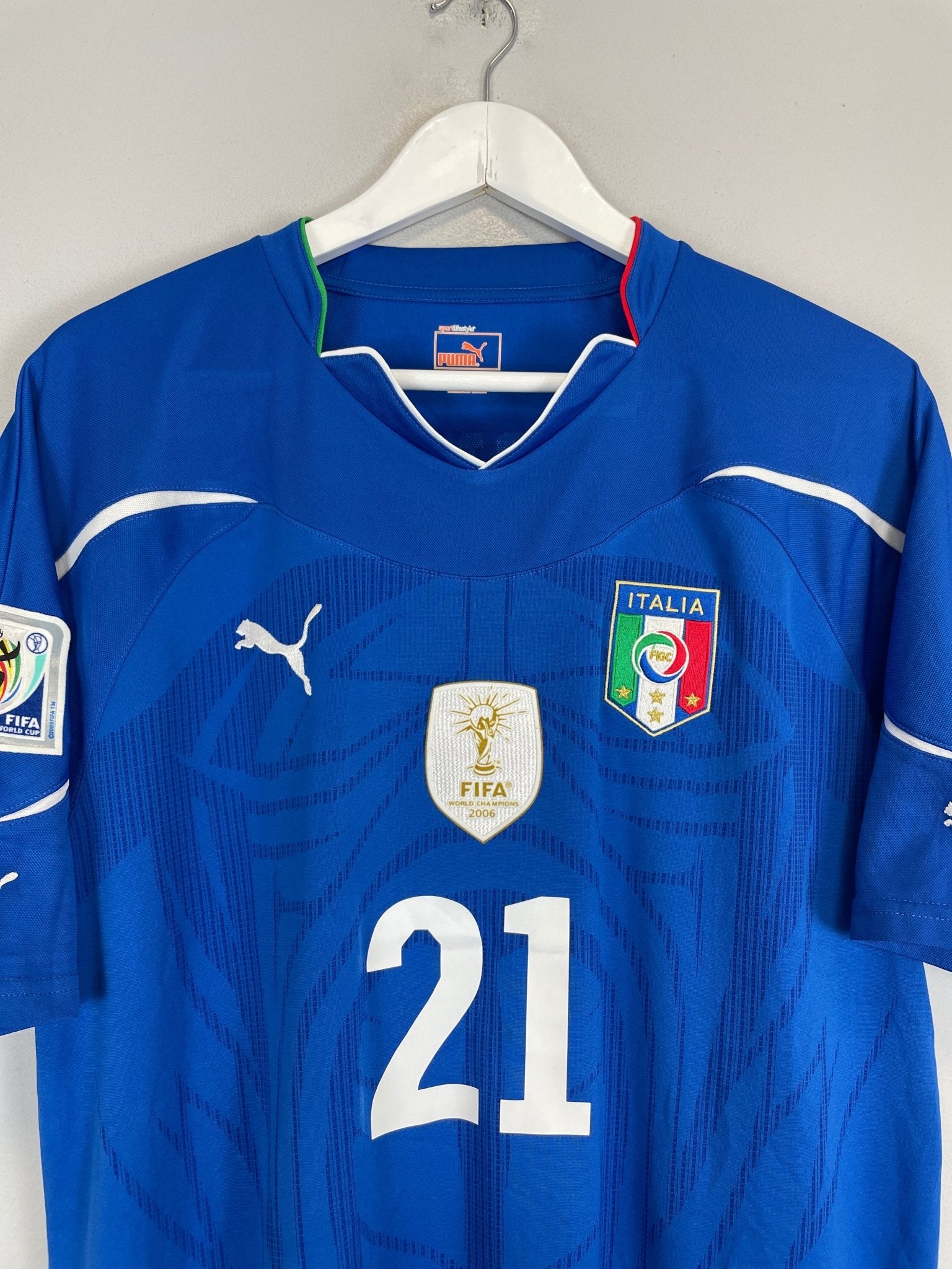 Shop 2010/12 ITALY PIRLO #21 HOME SHIRT (XL) PUMA, classic football shirts, vintage football shirts & retro soccer jerseys at Cult Kits