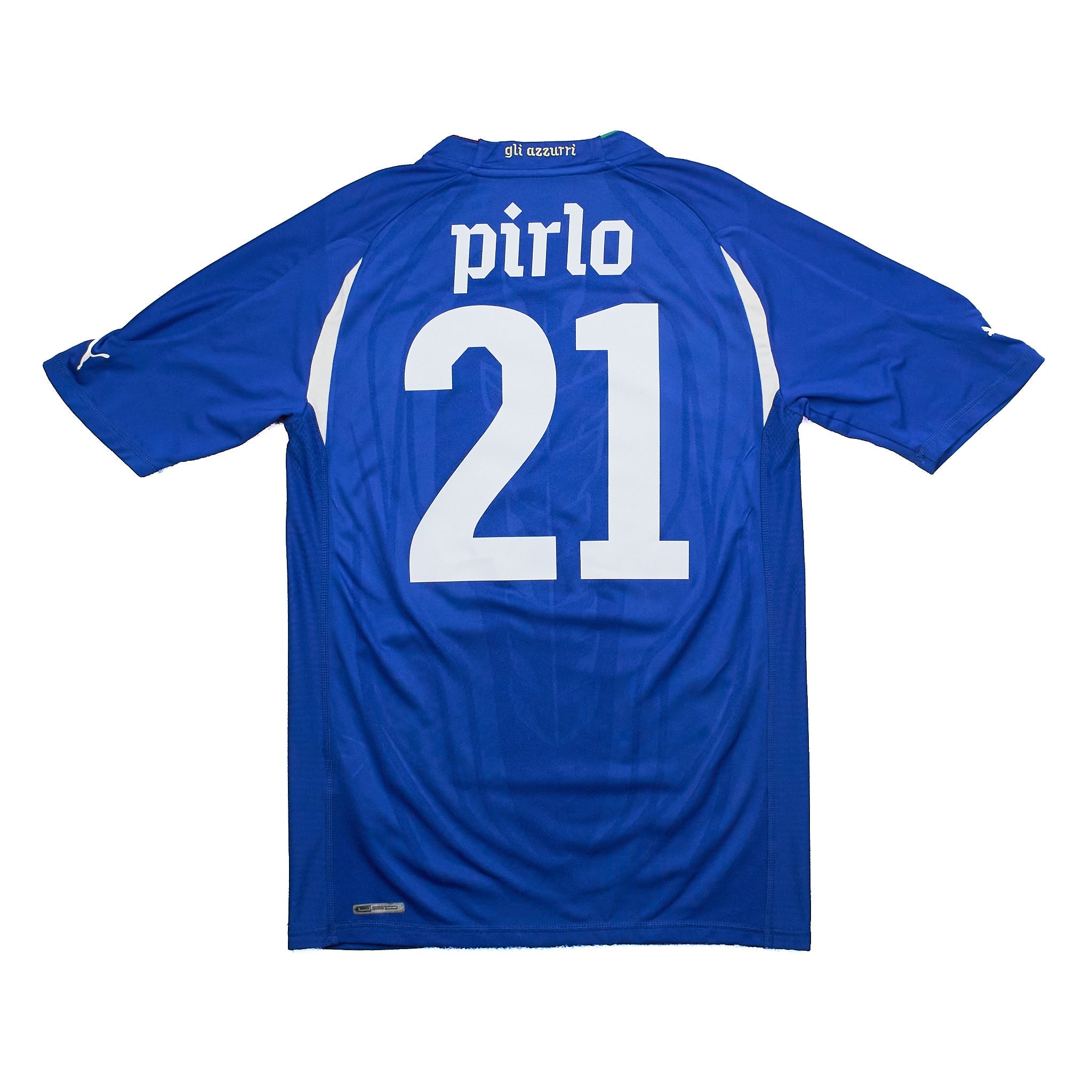Buy 2010/12 Italy Pirlo 21 Player Issue Home Shirt (M) Puma ~ Free worldwide shipping ~ Authentic Vintage Football Shirts from Cult Kits