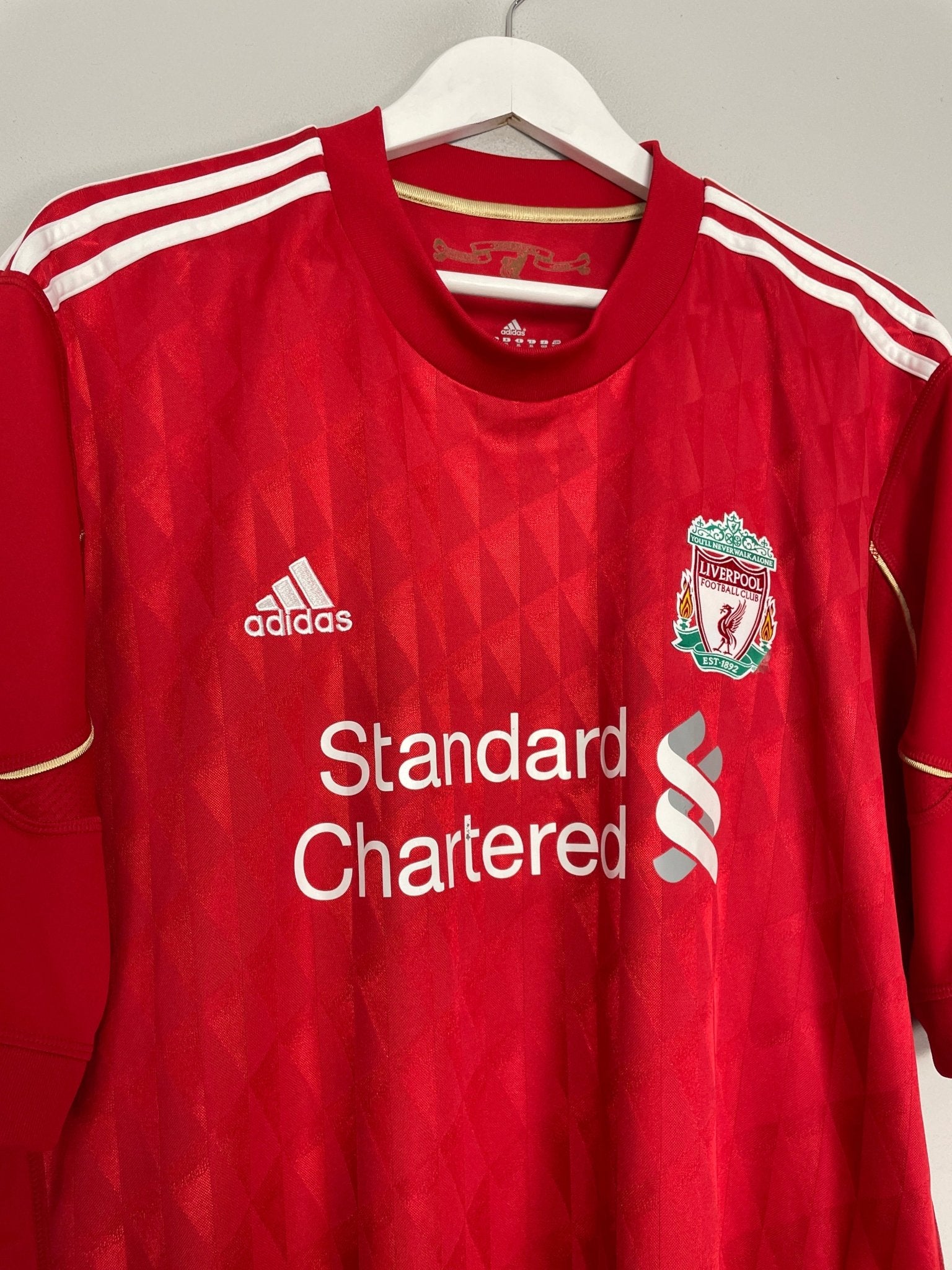 Shop 2010/12 LIVERPOOL GERRARD #8 HOME SHIRT (XL) ADIDAS, classic football shirts, vintage football shirts & retro soccer jerseys at Cult Kits