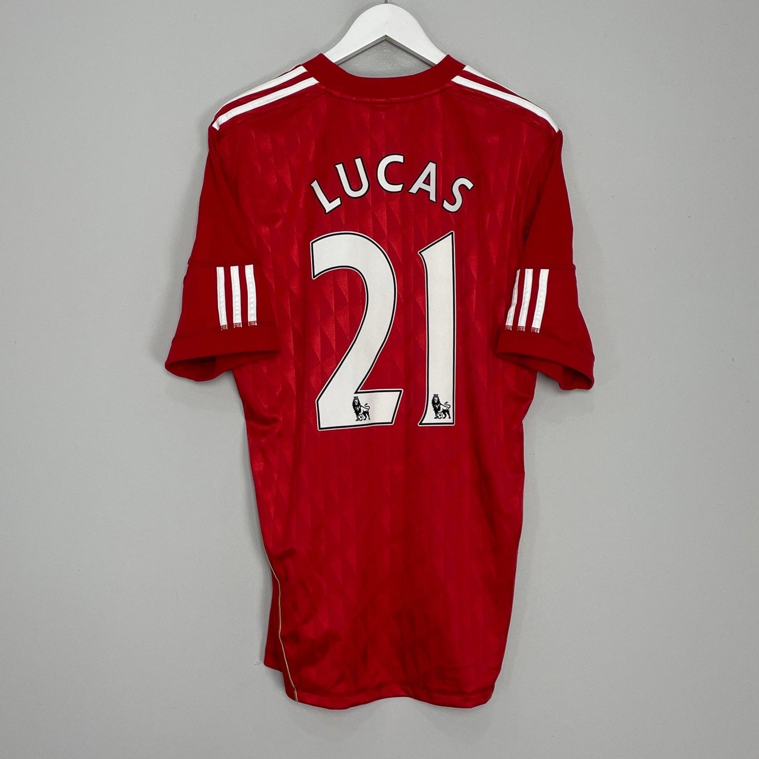 Shop 2010/12 LIVERPOOL LUCAS #21 HOME SHIRT (L) ADIDAS, classic football shirts, vintage football shirts & retro soccer jerseys at Cult Kits