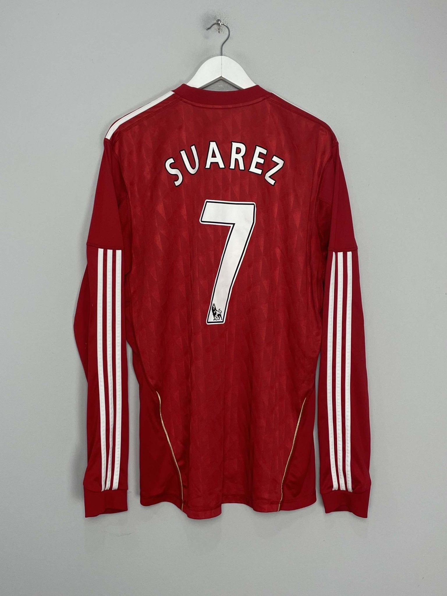 Shop 2010/12 LIVERPOOL SUAREZ #7 L/S HOME SHIRT (XL) ADIDAS, classic football shirts, vintage football shirts & retro soccer jerseys at Cult Kits