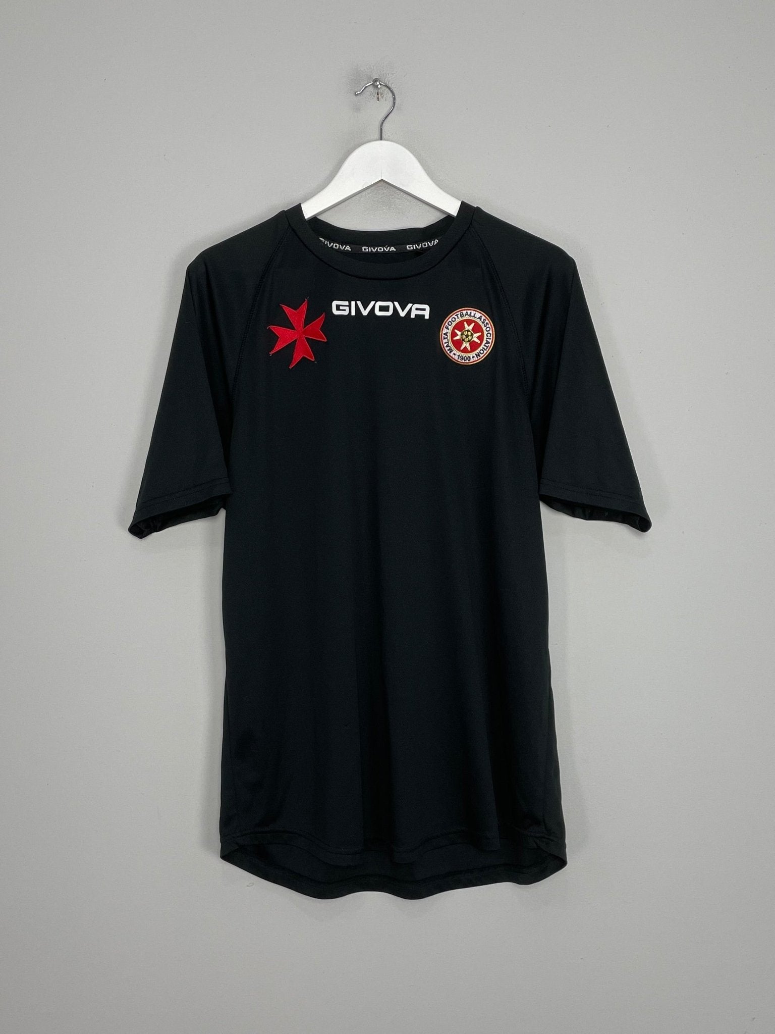 Shop 2010/12 MALTA AWAY SHIRT (XL) GIVOVA, classic football shirts, vintage football shirts & retro soccer jerseys at Cult Kits