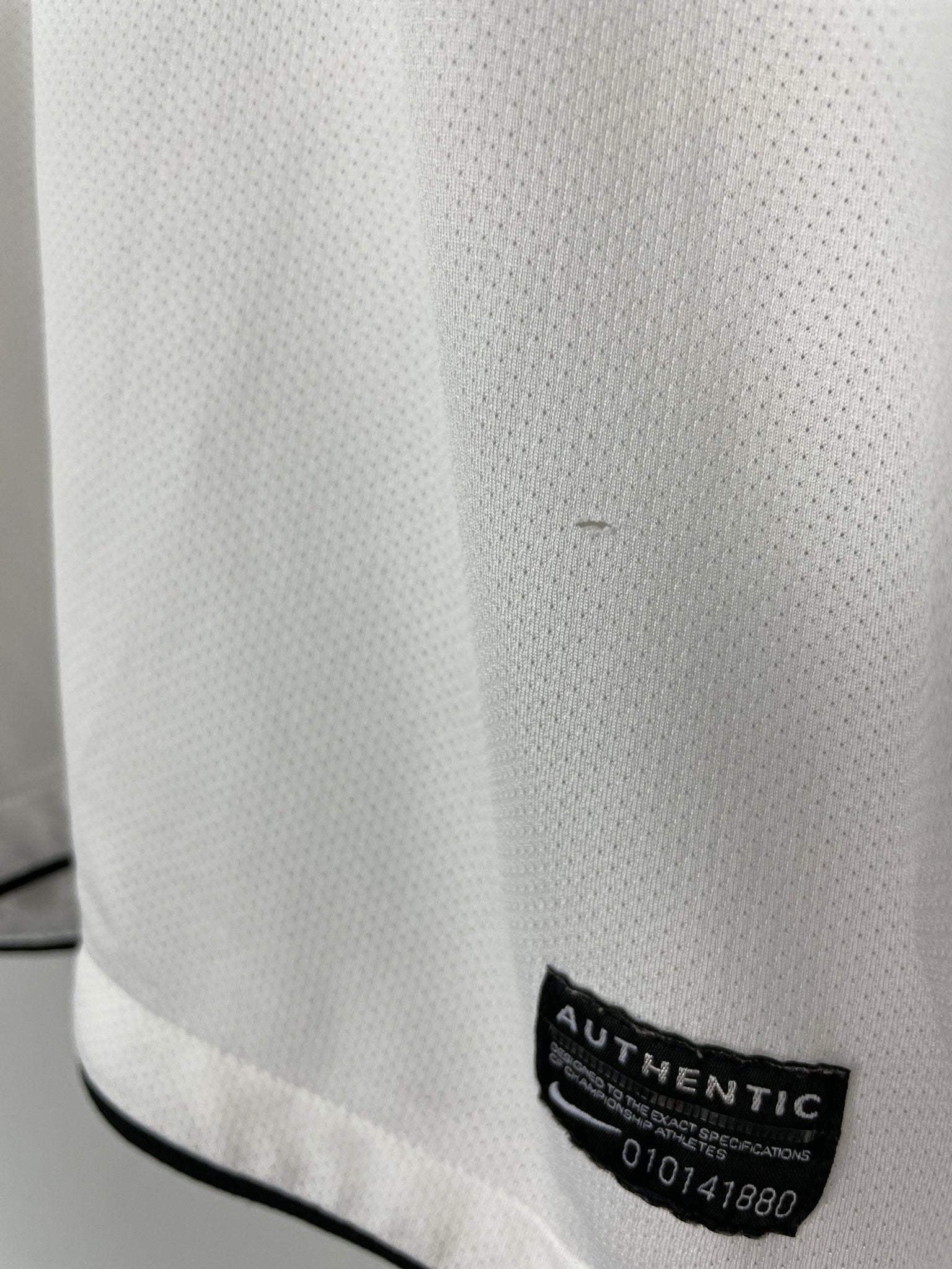 Shop 2010/12 MANCHESTER UNITED CHICHARITO #14 L/S AWAY SHIRT (L) NIKE, classic football shirts, vintage football shirts & retro soccer jerseys at Cult Kits