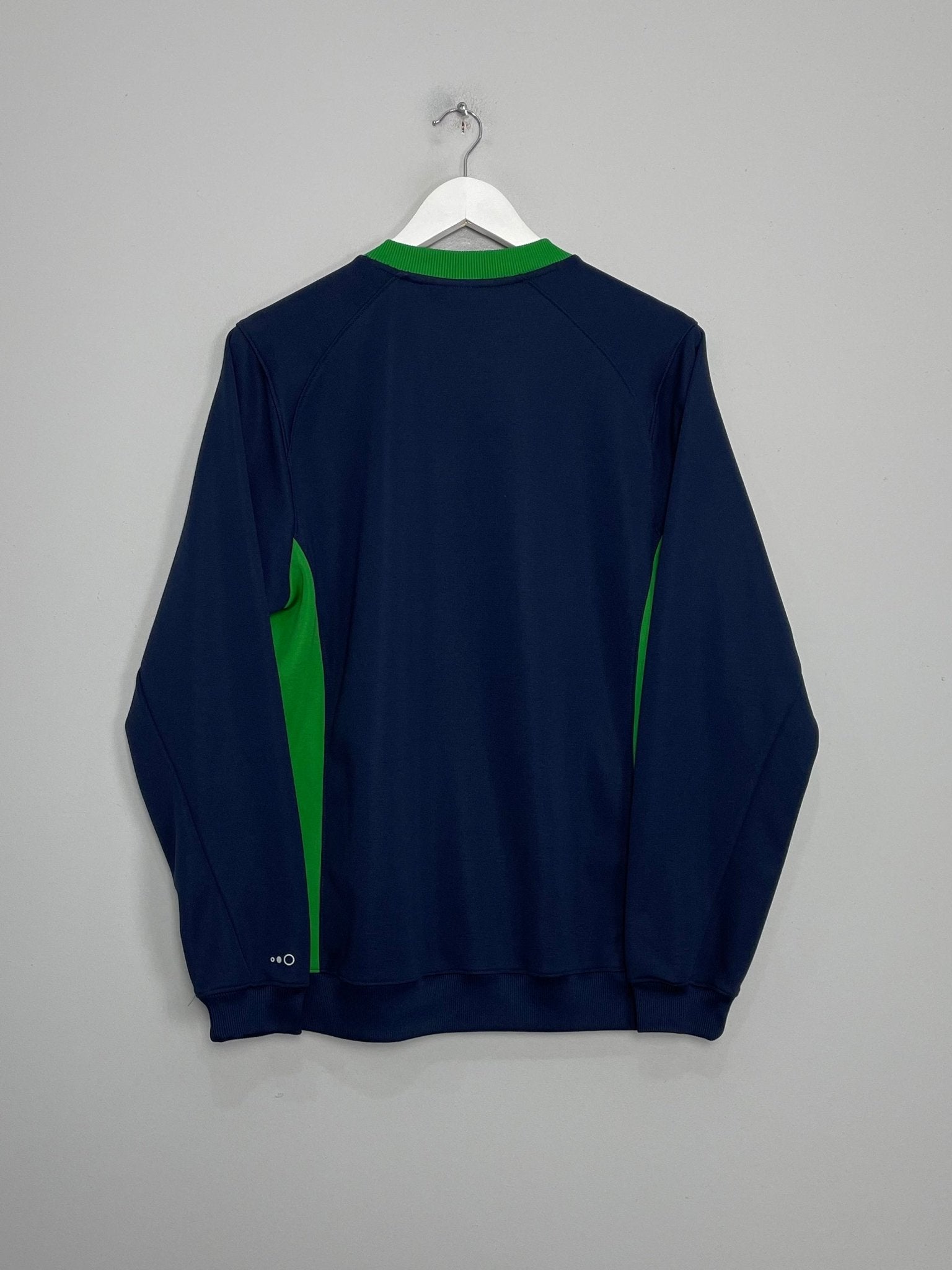 Shop 2010/12 NORTHERN IRELAND JUMPER (L) UMBRO, classic football shirts, vintage football shirts & retro soccer jerseys at Cult Kits