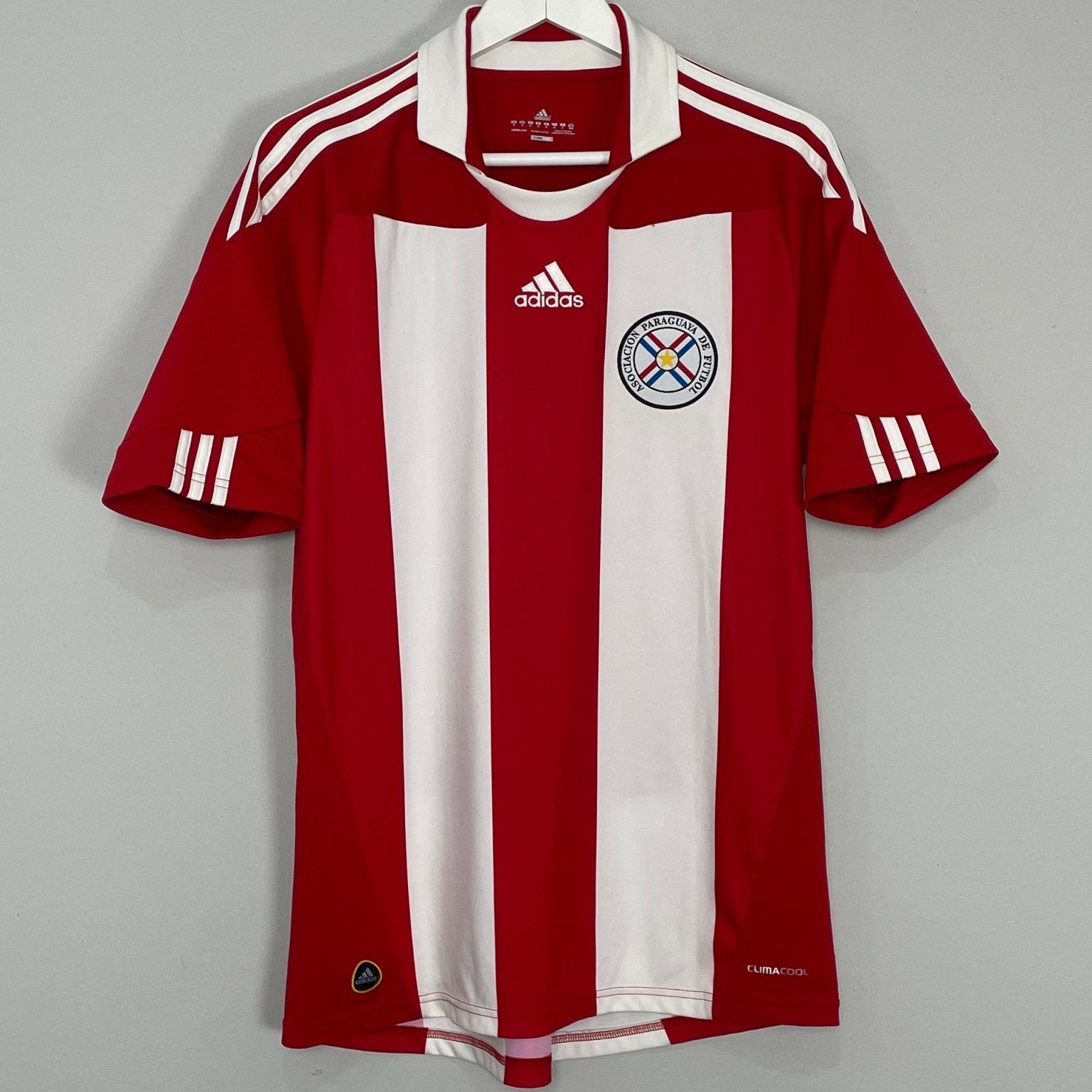 Shop 2010/12 PARAGUAY HOME SHIRT (M) ADIDAS, classic football shirts, vintage football shirts & retro soccer jerseys at Cult Kits