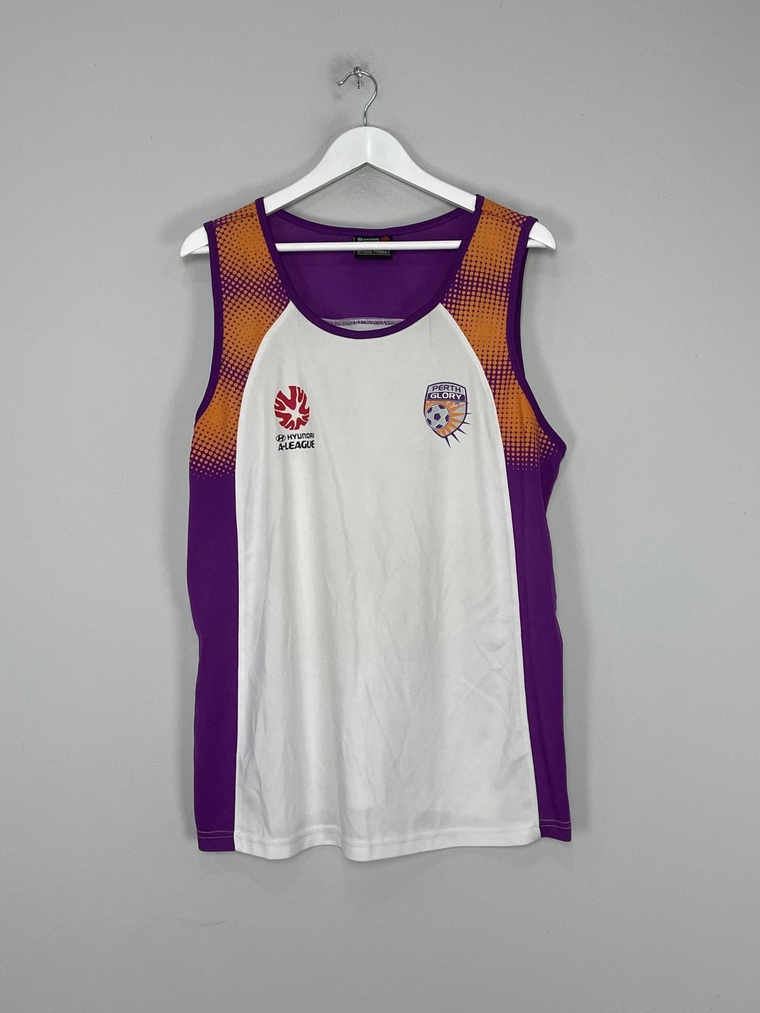 Shop 2010/12 PERTH GLORY TRAINING VEST (XL) OM, classic football shirts, vintage football shirts & retro soccer jerseys at Cult Kits