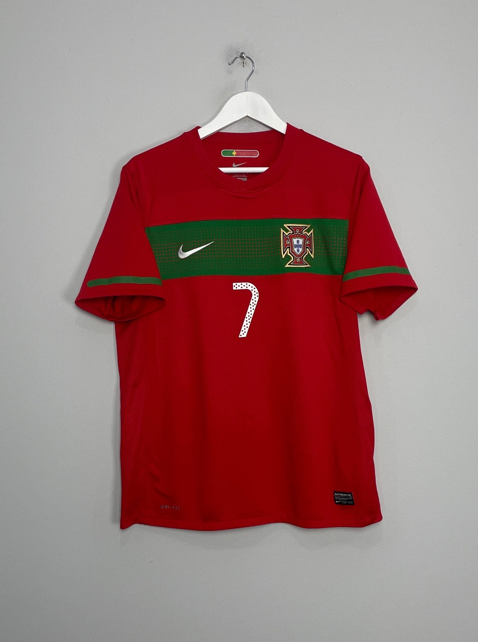 Shop 2010/12 PORTUGAL RONALDO #7 HOME SHIRT (M) NIKE, classic football shirts, vintage football shirts & retro soccer jerseys at Cult Kits