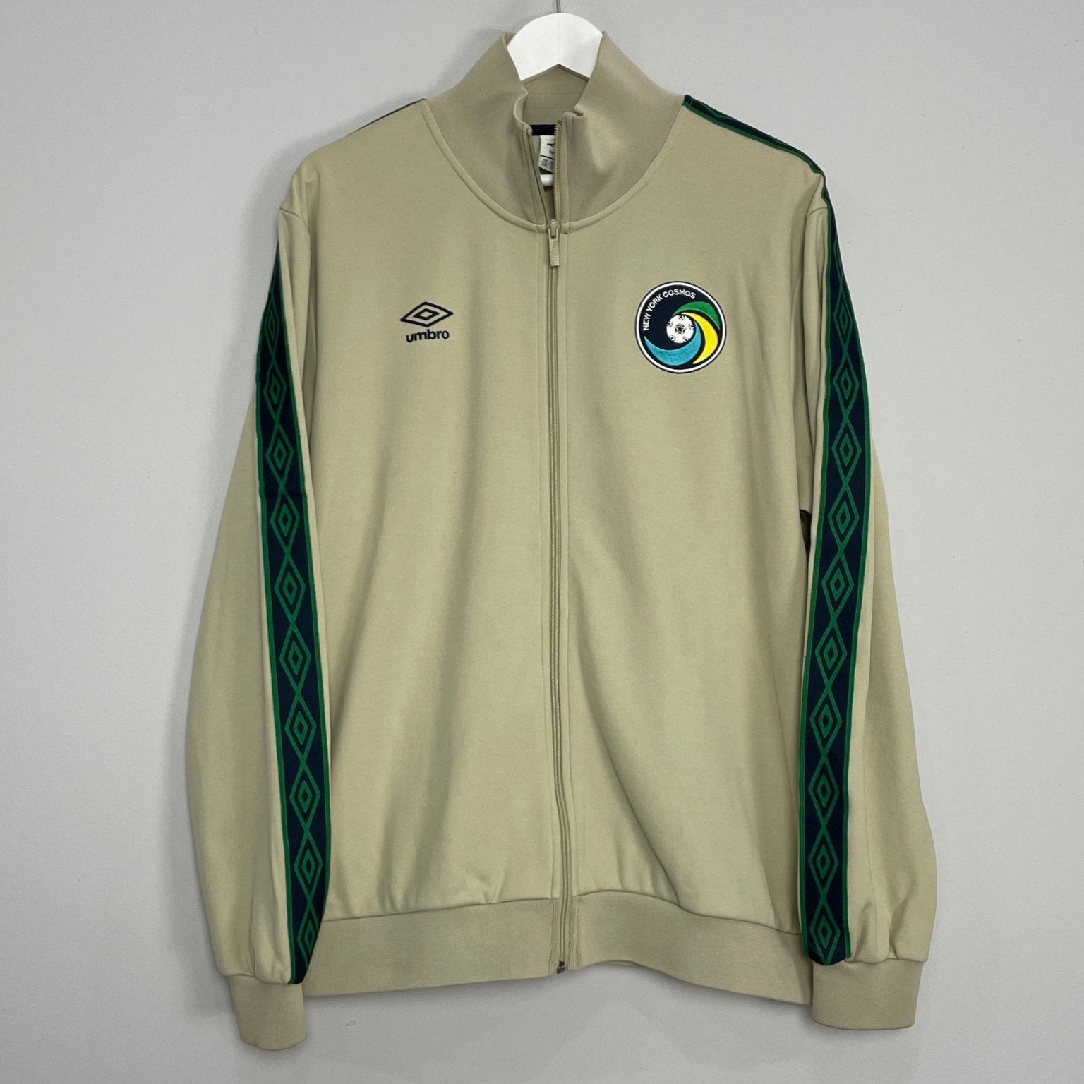 Shop 2011 NEW YORK COSMOS TRACK JACKET (XXL) UMBRO, classic football shirts, vintage football shirts & retro soccer jerseys at Cult Kits