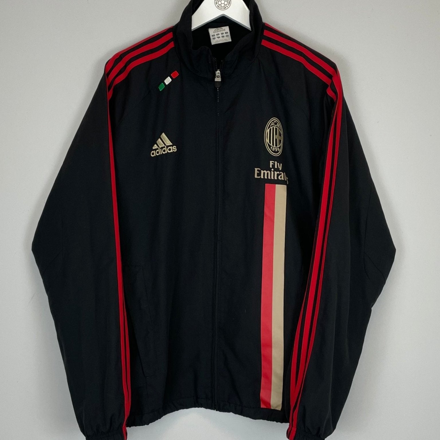Shop 2011/12 AC MILAN TRACK JACKET (L) ADIDAS, classic football shirts, vintage football shirts & retro soccer jerseys at Cult Kits