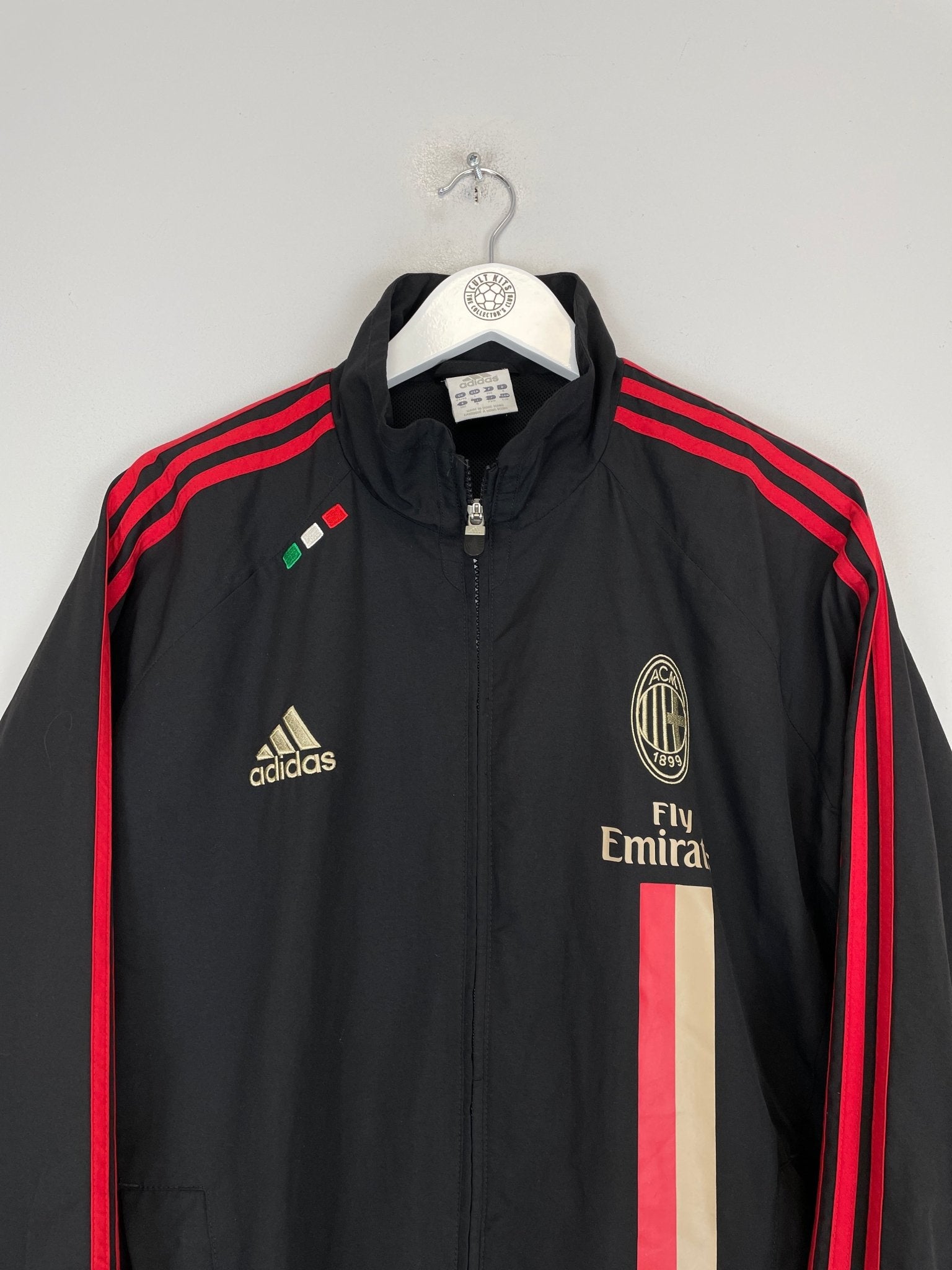 Shop 2011/12 AC MILAN TRACK JACKET (L) ADIDAS, classic football shirts, vintage football shirts & retro soccer jerseys at Cult Kits