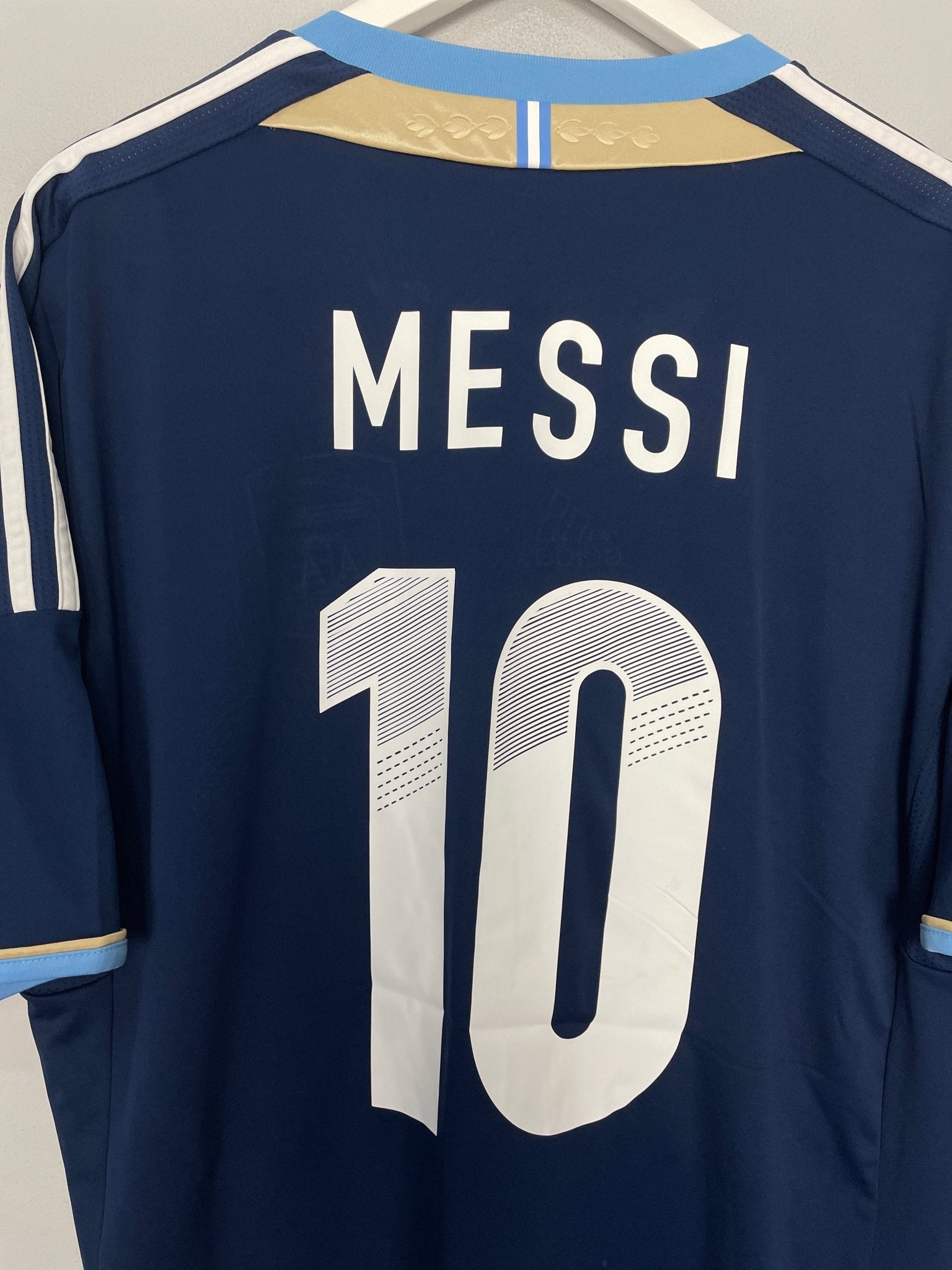 Shop 2011/12 ARGENTINA MESSI #10 AWAY SHIRT (XL) ADIDAS, classic football shirts, vintage football shirts & retro soccer jerseys at Cult Kits
