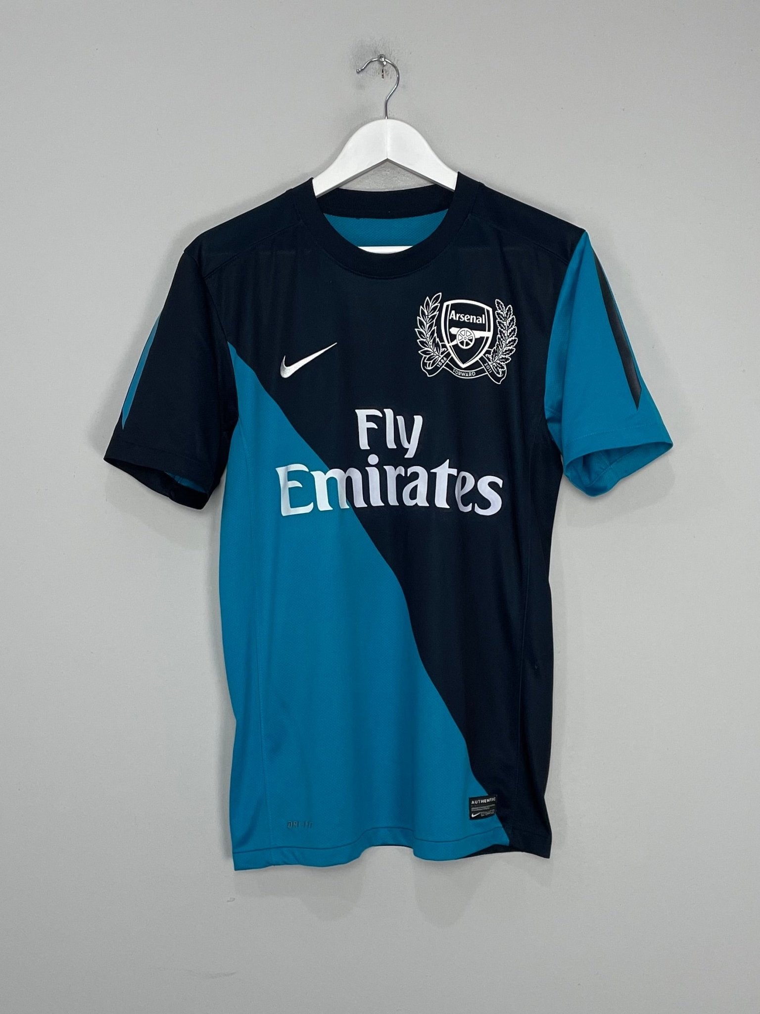 Shop 2011/12 ARSENAL HENRY #12 AWAY SHIRT (M) NIKE, classic football shirts, vintage football shirts & retro soccer jerseys at Cult Kits