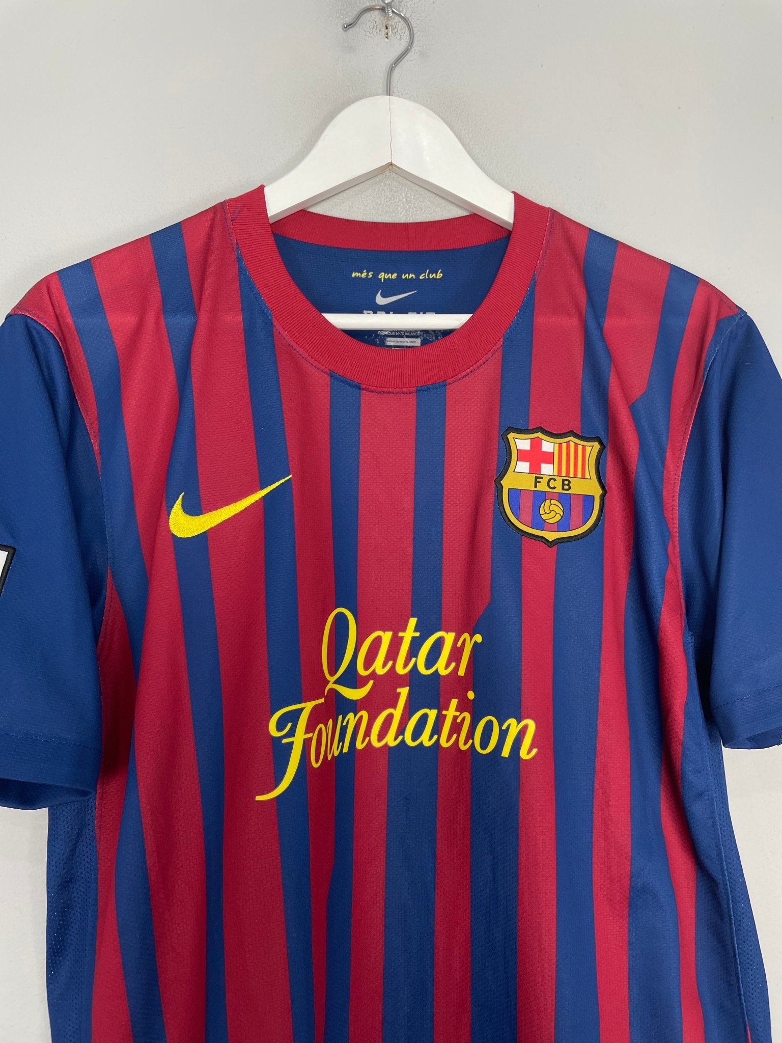 Shop 2011/12 BARCELONA FABREGAS #4 HOME SHIRT (M) NIKE, classic football shirts, vintage football shirts & retro soccer jerseys at Cult Kits