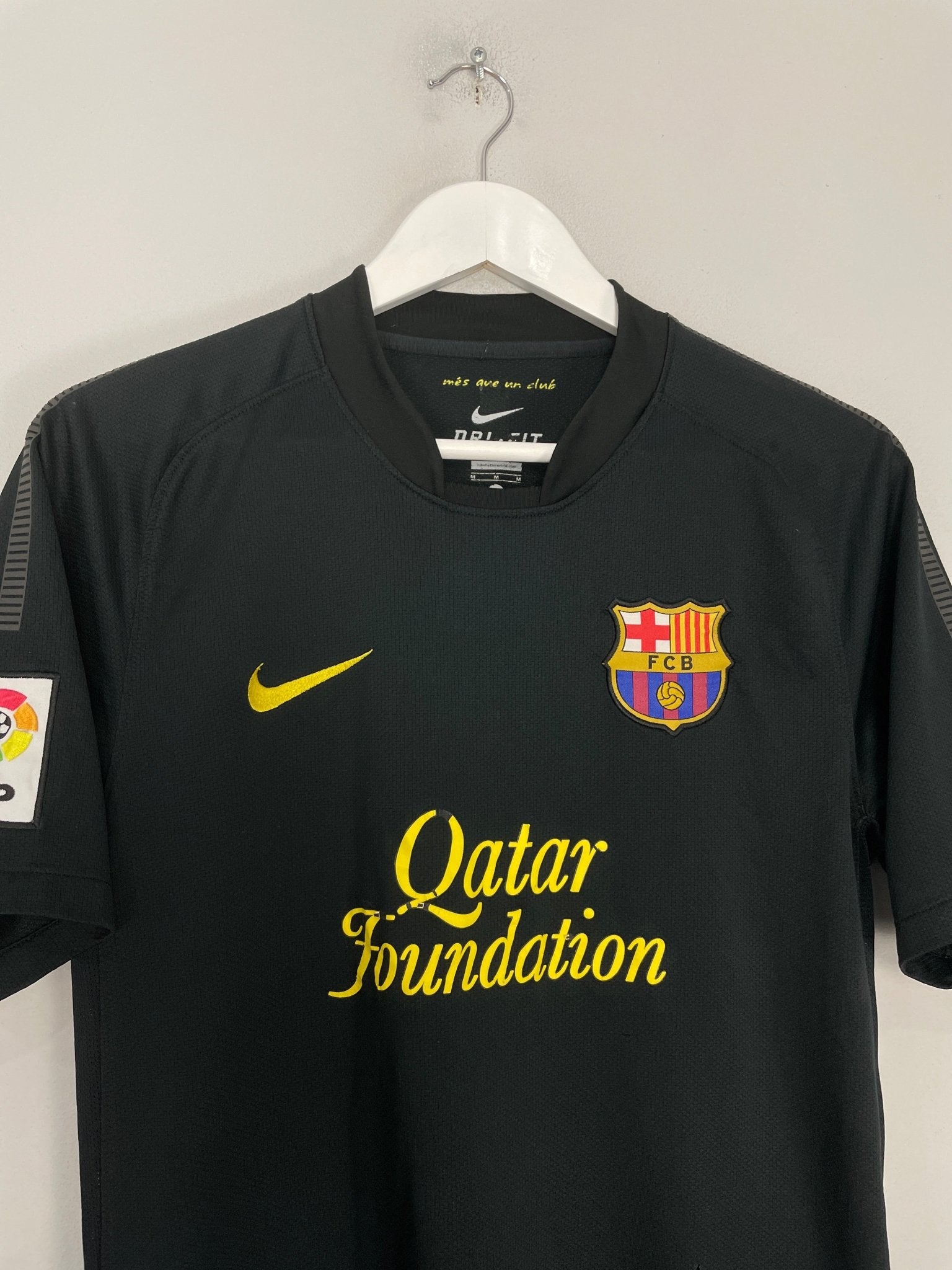 Shop 2011/12 BARCELONA MESSI #10 AWAY SHIRT (M) NIKE, classic football shirts, vintage football shirts & retro soccer jerseys at Cult Kits