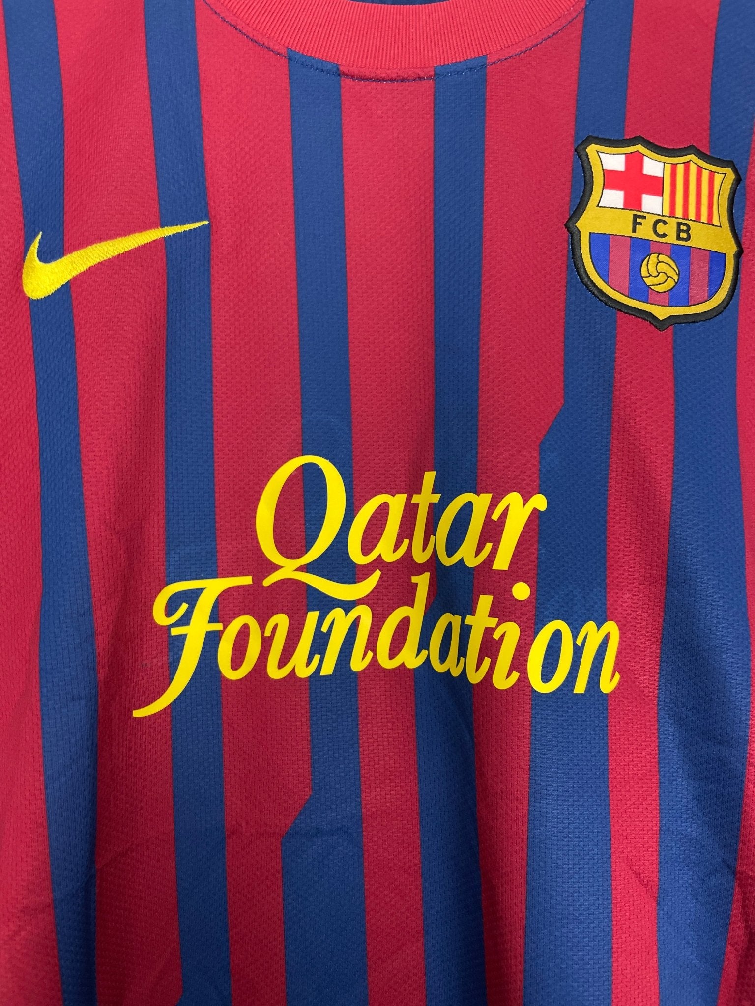 Shop 2011/12 BARCELONA MESSI #10 HOME SHIRT (L) NIKE, classic football shirts, vintage football shirts & retro soccer jerseys at Cult Kits