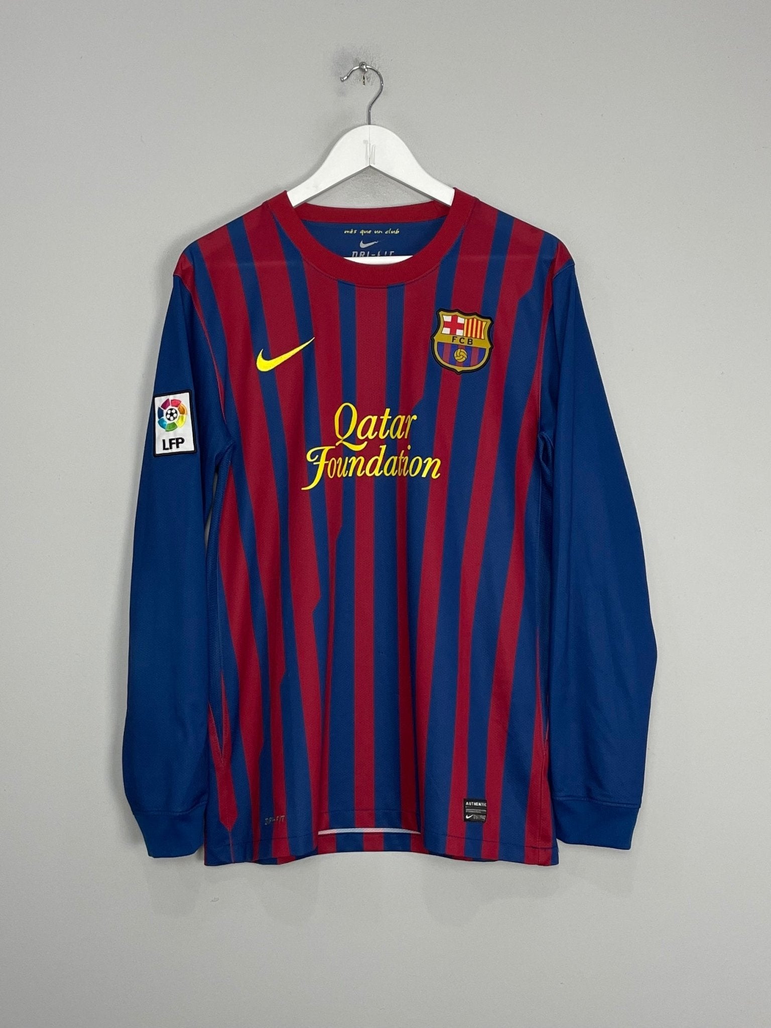 Shop 2011/12 BARCELONA MESSI #10 L/S HOME SHIRT (M) NIKE, classic football shirts, vintage football shirts & retro soccer jerseys at Cult Kits