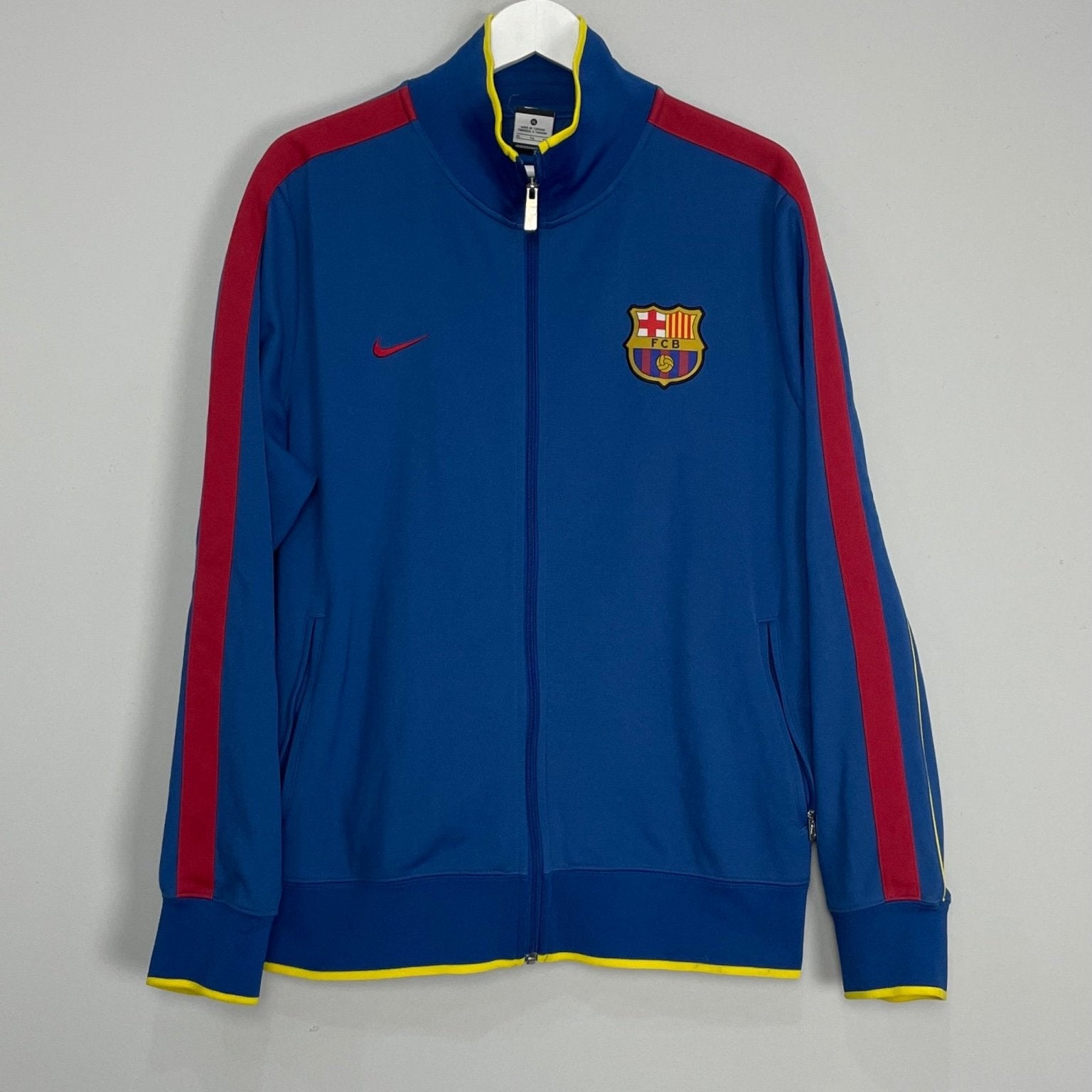 Shop 2011/12 BARCELONA TRACK JACKET (XL) NIKE, classic football shirts, vintage football shirts & retro soccer jerseys at Cult Kits