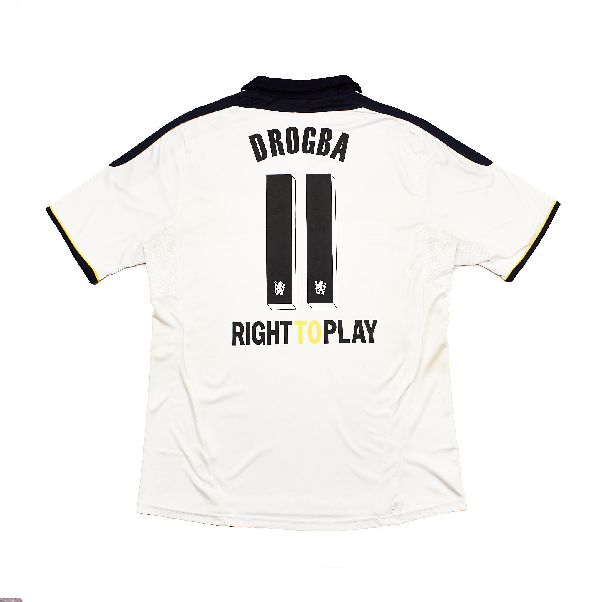 Buy 2011/12 Chelsea Drogba 11 Third Shirt (XL) Adidas ~ Free worldwide shipping ~ Authentic Vintage Football Shirts from Cult Kits