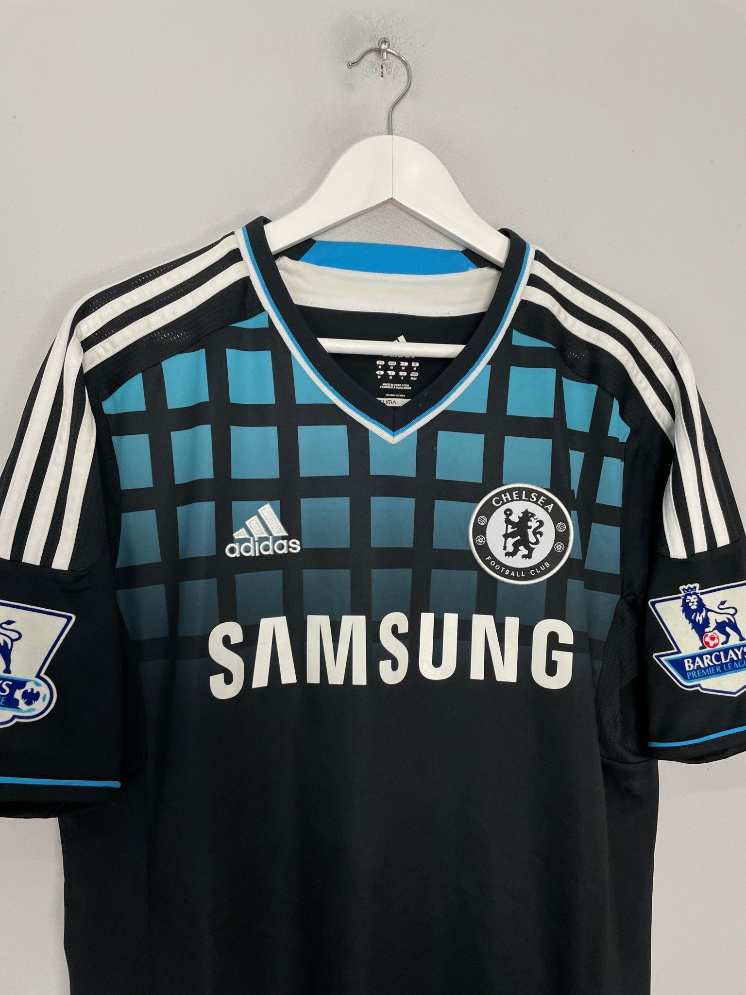 Shop 2011/12 CHELSEA ESSIEN #5 AWAY SHIRT (M) ADIDAS, classic football shirts, vintage football shirts & retro soccer jerseys at Cult Kits