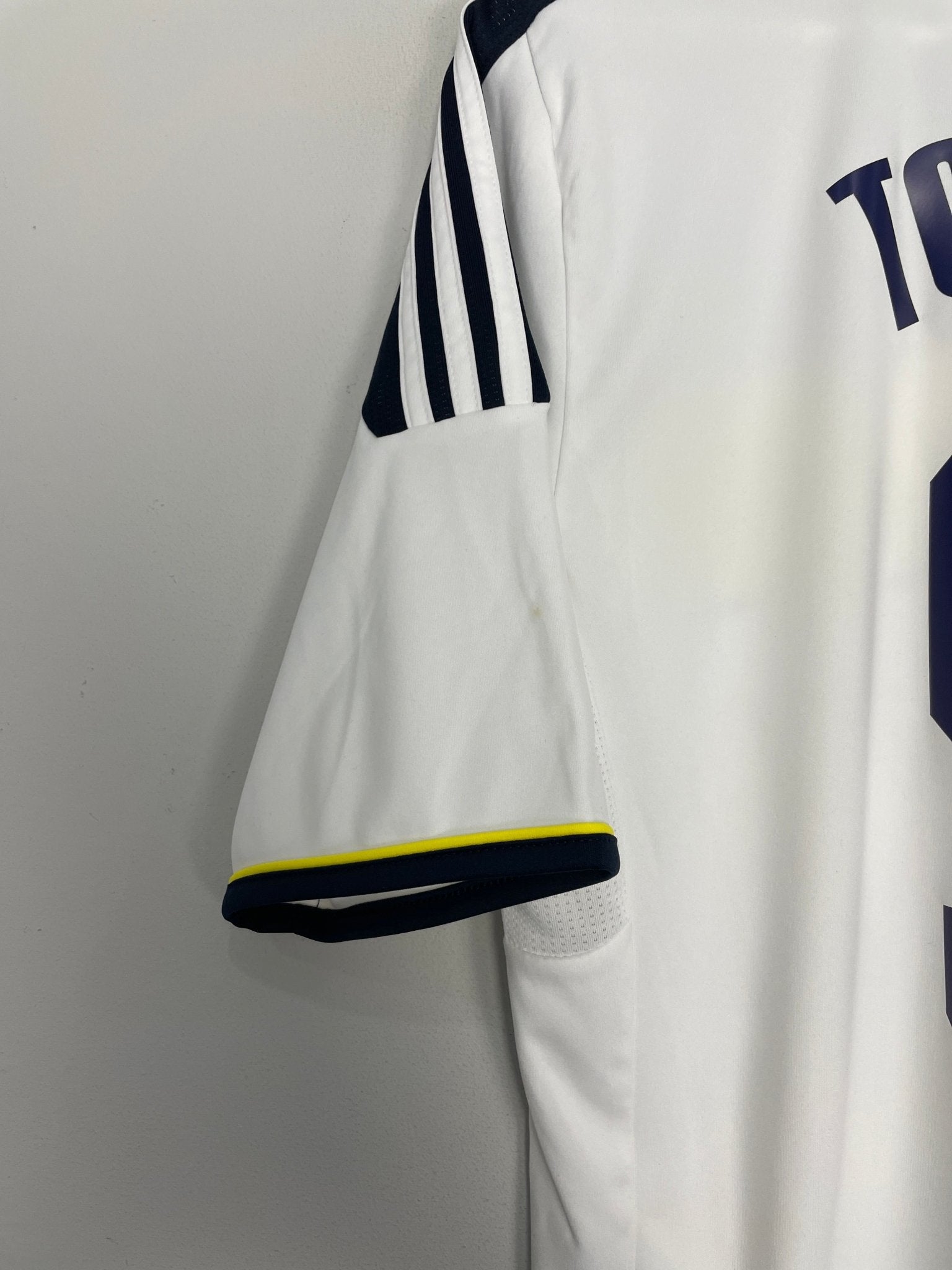 Shop 2011/12 CHELSEA TORRES #9 THIRD SHIRT (M) ADIDAS, classic football shirts, vintage football shirts & retro soccer jerseys at Cult Kits