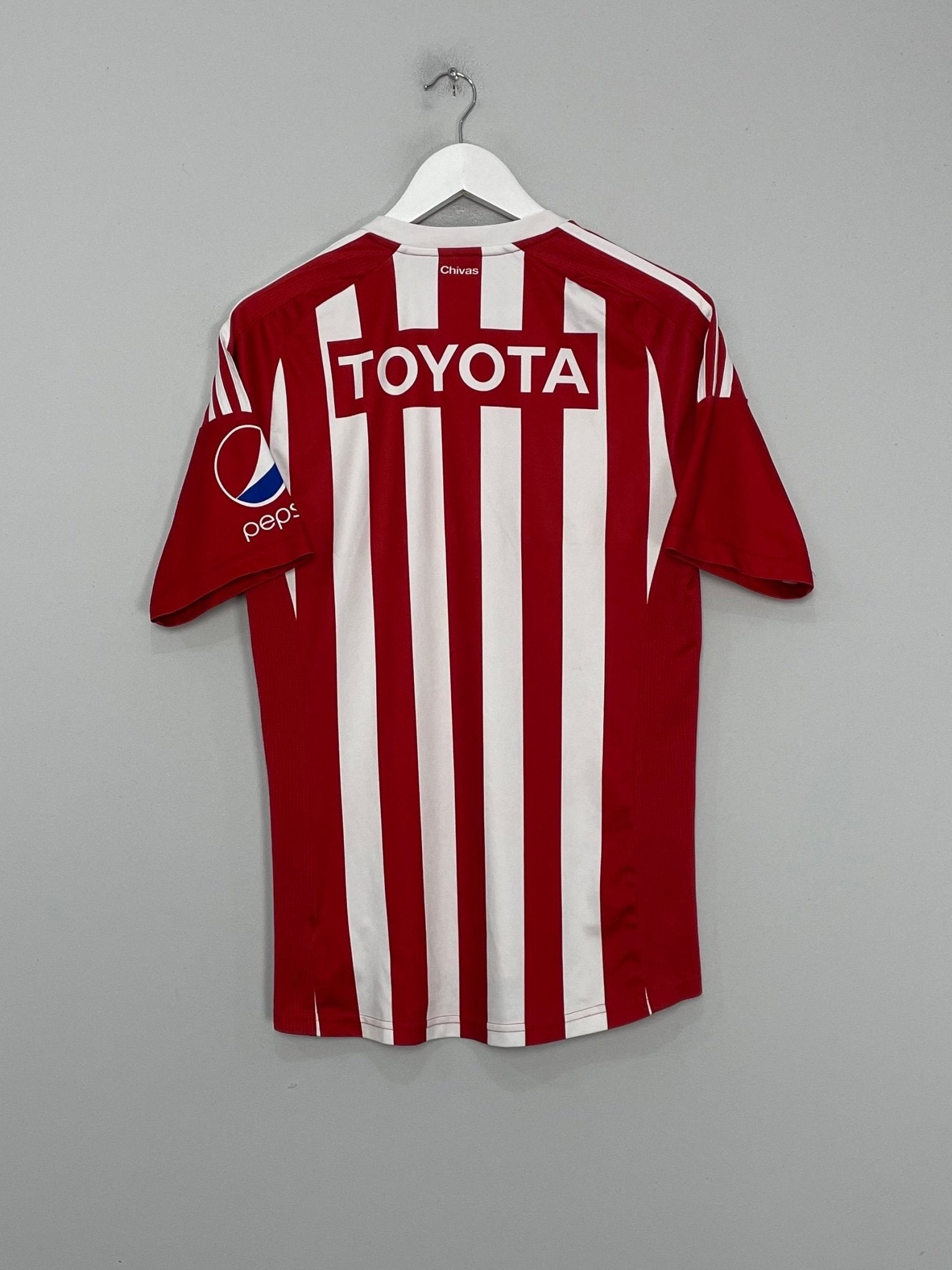 Shop 2011/12 CHIVAS GUADALAJARA HOME SHIRT (M) ADIDAS, classic football shirts, vintage football shirts & retro soccer jerseys at Cult Kits