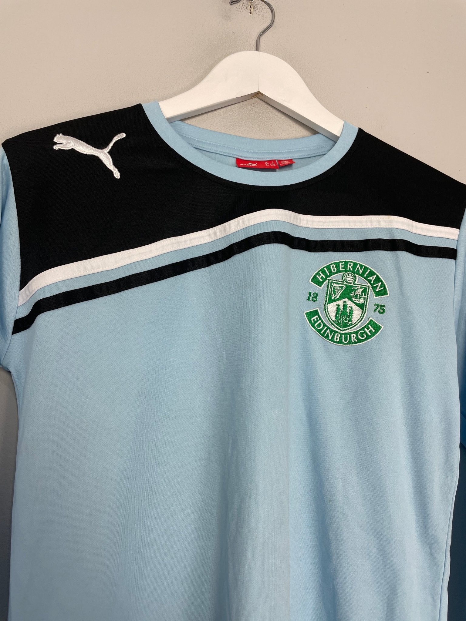 Shop 2011/12 HIBERNIAN #1 GK SHIRT (S) PUMA, classic football shirts, vintage football shirts & retro soccer jerseys at Cult Kits