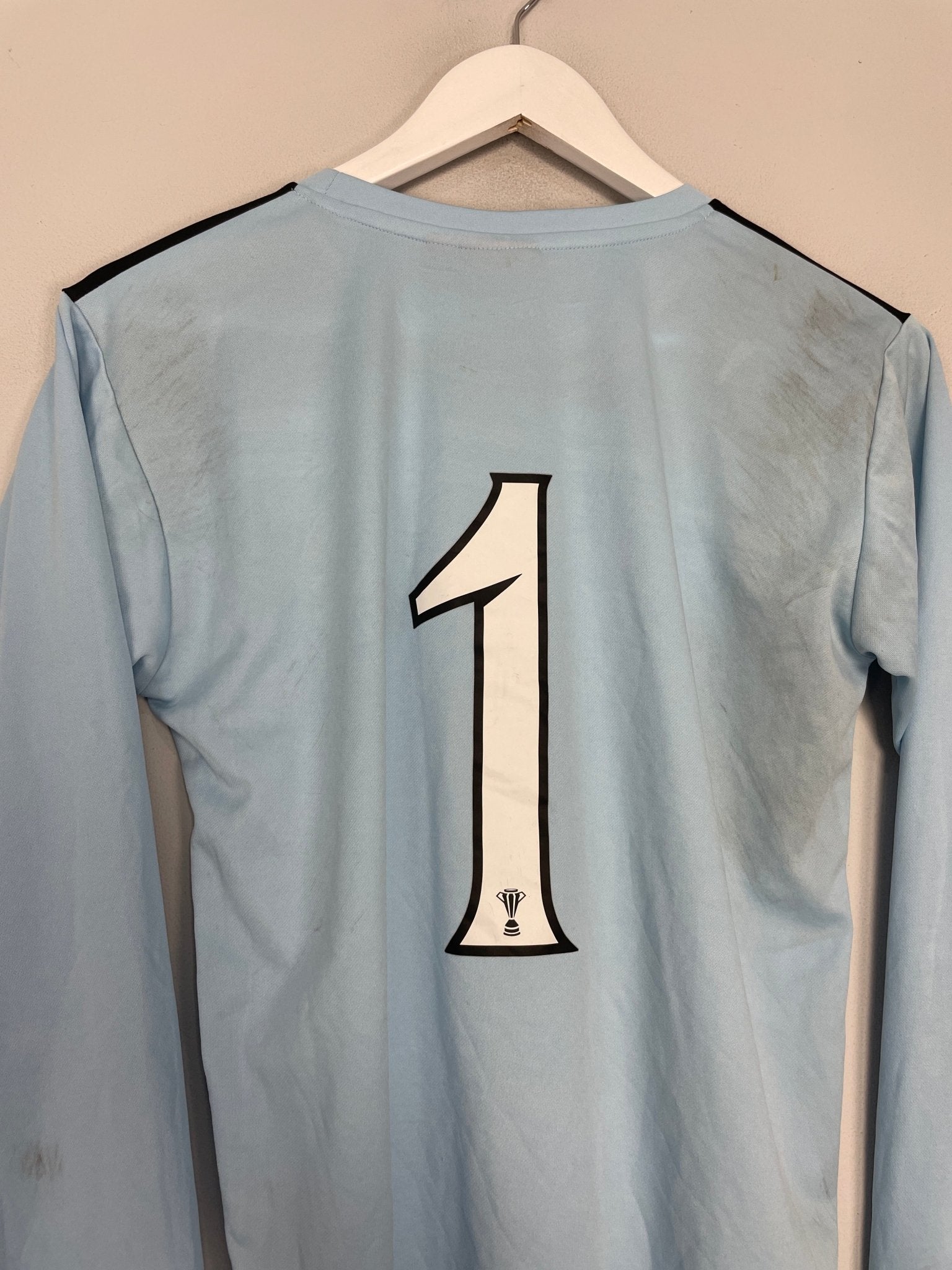 Shop 2011/12 HIBERNIAN #1 GK SHIRT (S) PUMA, classic football shirts, vintage football shirts & retro soccer jerseys at Cult Kits