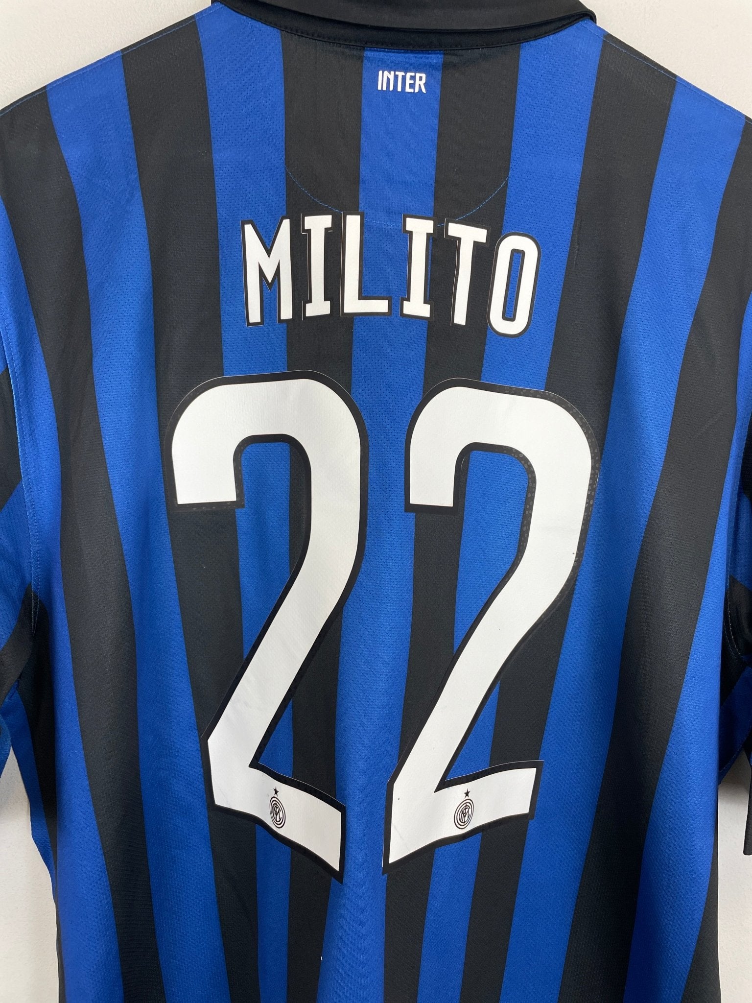 Shop 2011/12 INTER MILAN MILITO #22 HOME SHIRT (XL) NIKE, classic football shirts, vintage football shirts & retro soccer jerseys at Cult Kits