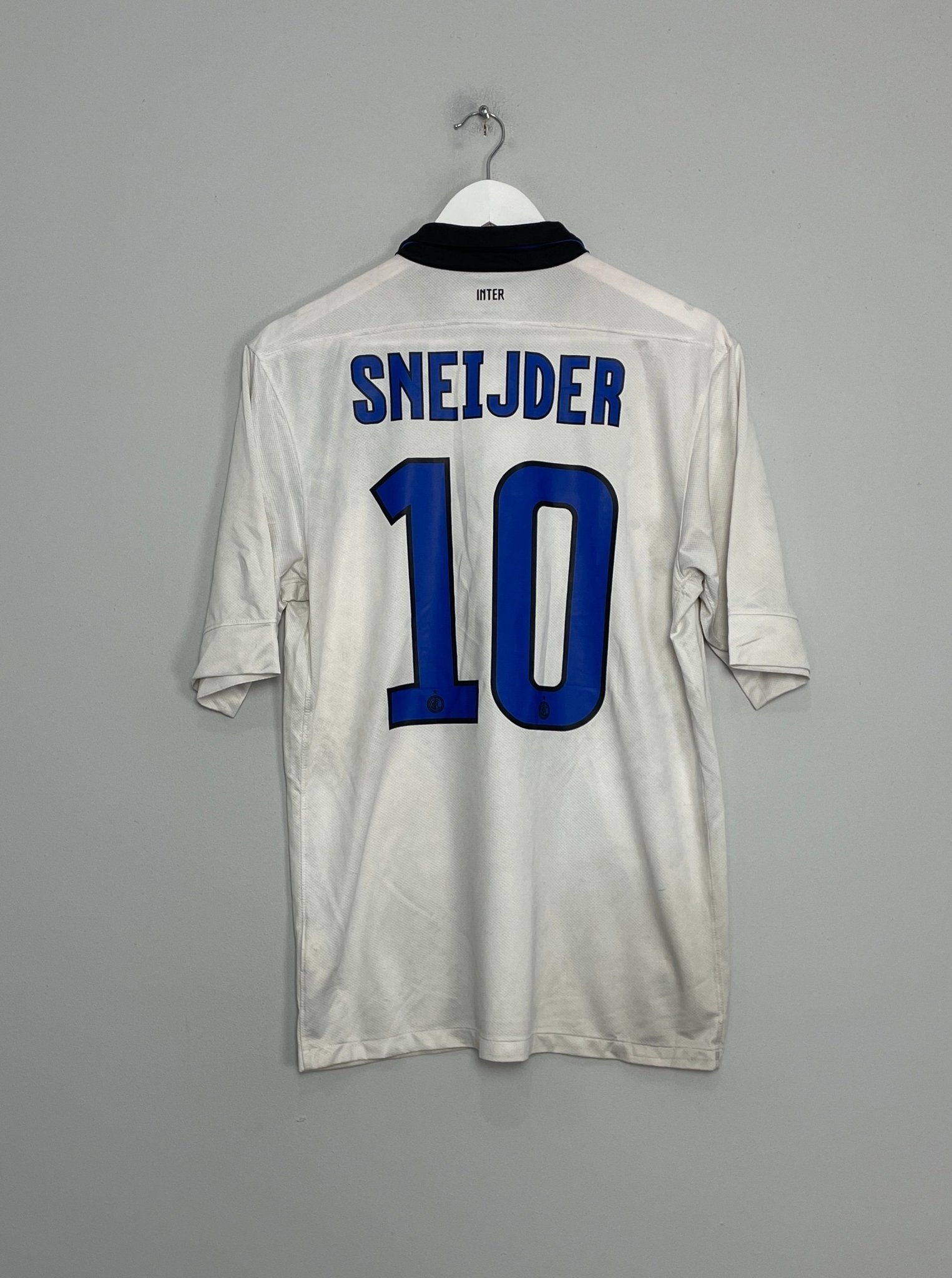 Shop 2011/12 INTER MILAN SNEIJDER #10 AWAY SHIRT (M) NIKE, classic football shirts, vintage football shirts & retro soccer jerseys at Cult Kits