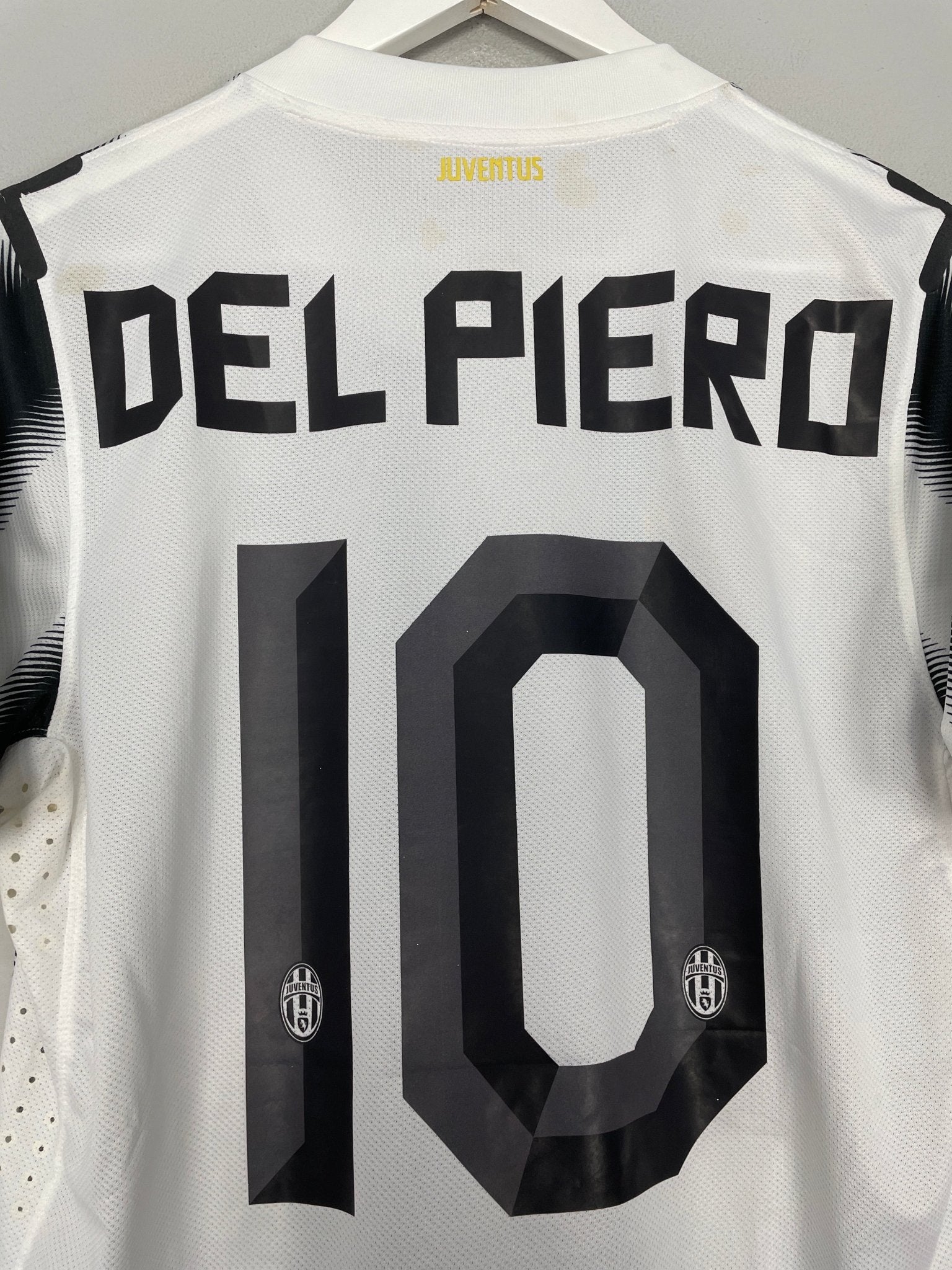 Shop 2011/12 JUVENTUS DEL PIERO #10 *PLAYER ISSUE* HOME SHIRT (M) NIKE, classic football shirts, vintage football shirts & retro soccer jerseys at Cult Kits