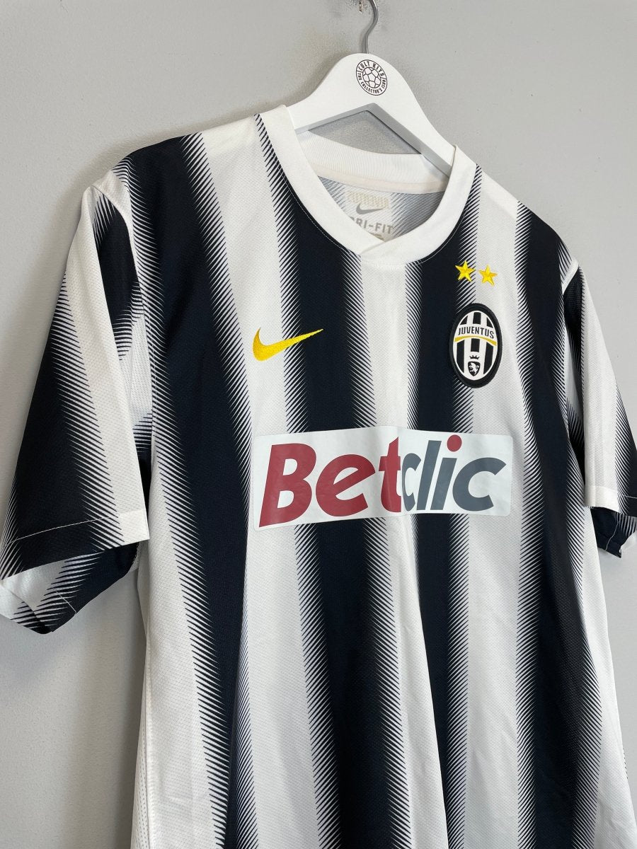 2011/12 JUVENTUS PIRLO 21 HOME SHIRT (L) NIKE - Cult Kits - Large - Buy Vintage Football Shirts, Authentic Retro Football Shirts For Sale, Classic Football Shirts & Soccer Jersey