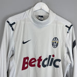 Shop 2011/12 JUVENTUS TRAINING TOP (M) NIKE, classic football shirts, vintage football shirts & retro soccer jerseys at Cult Kits